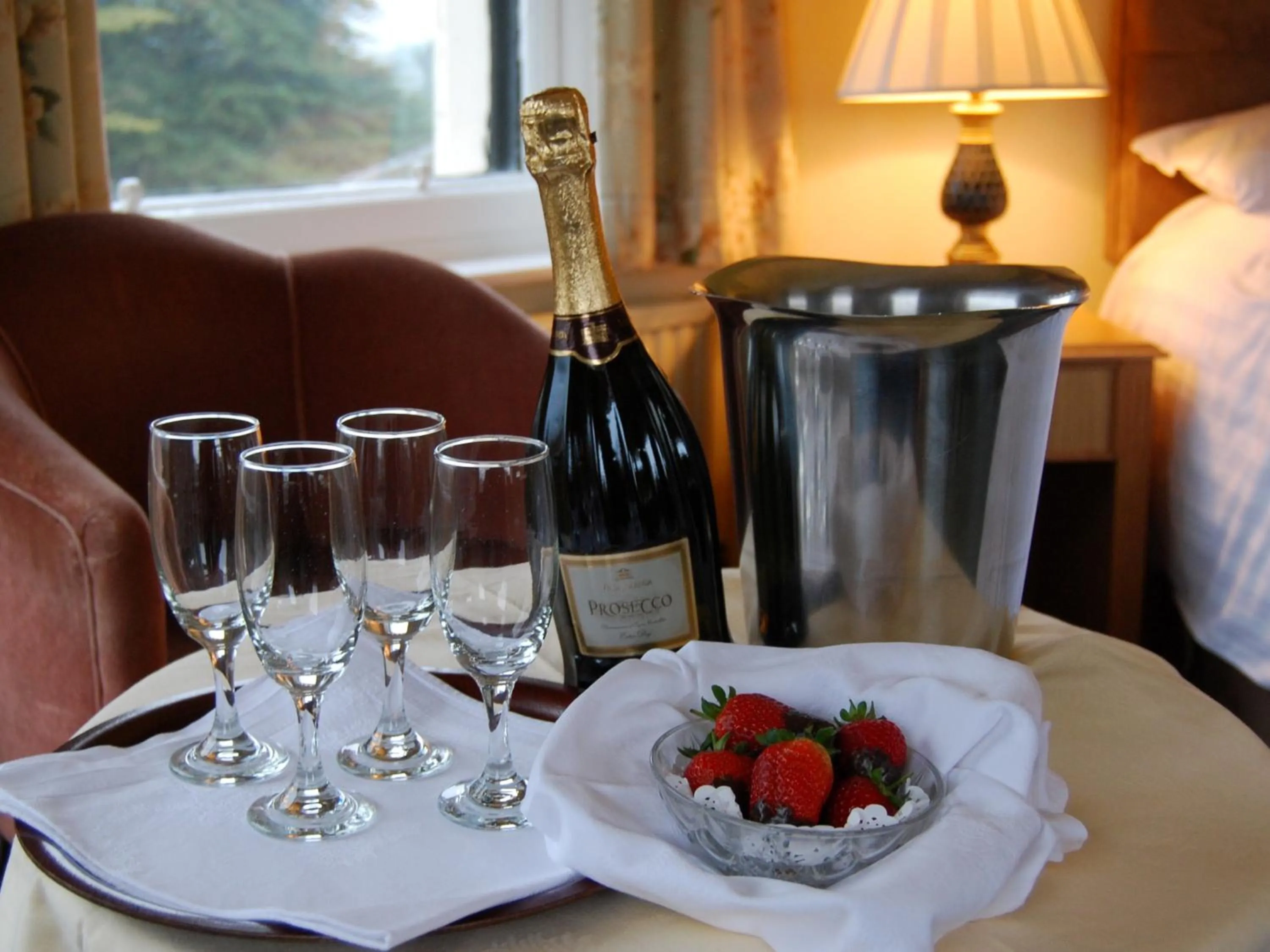 Food and drinks in Enniskeen Country House Hotel