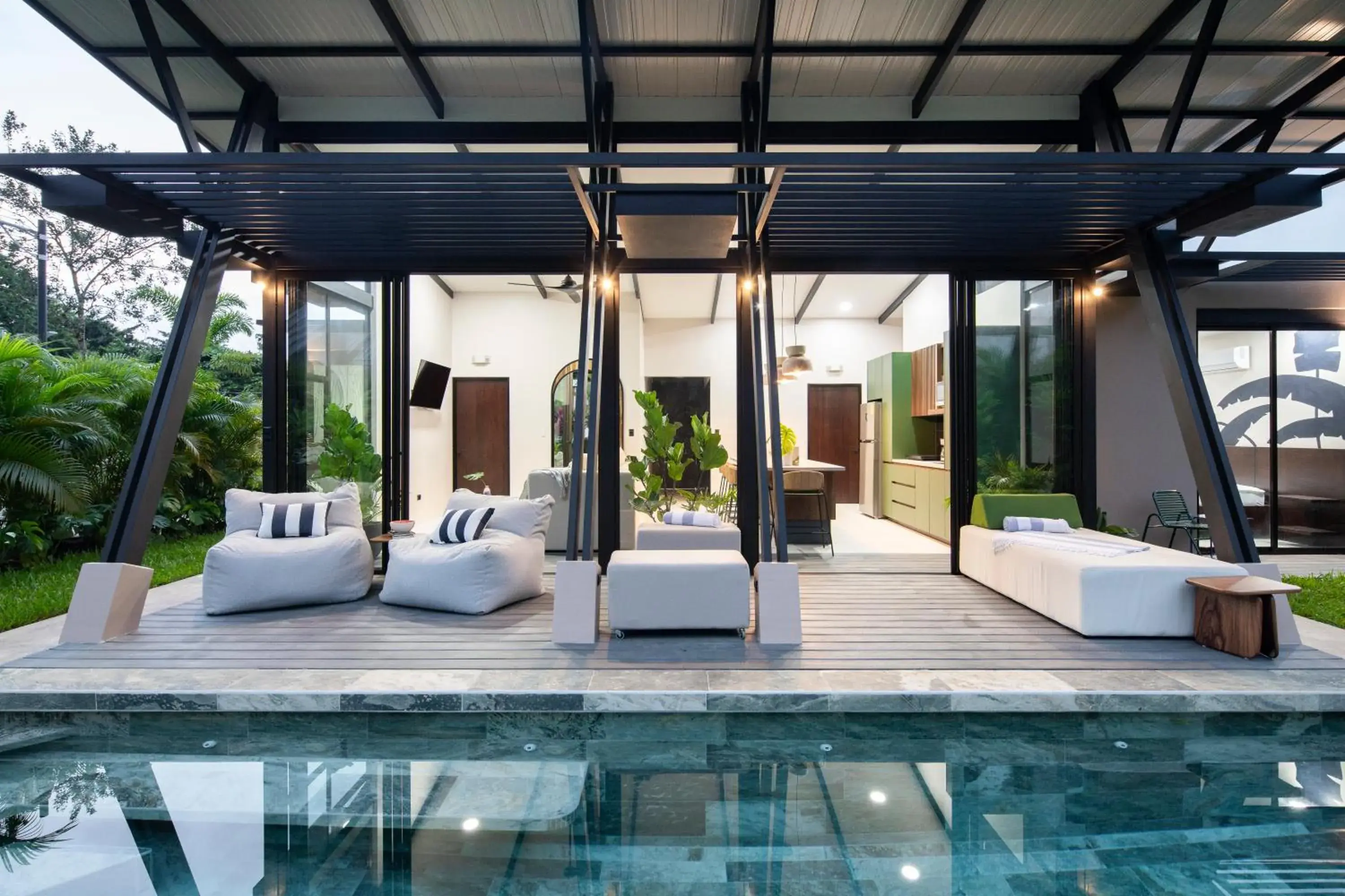 Property building in BAUMA Property building in BAUMA