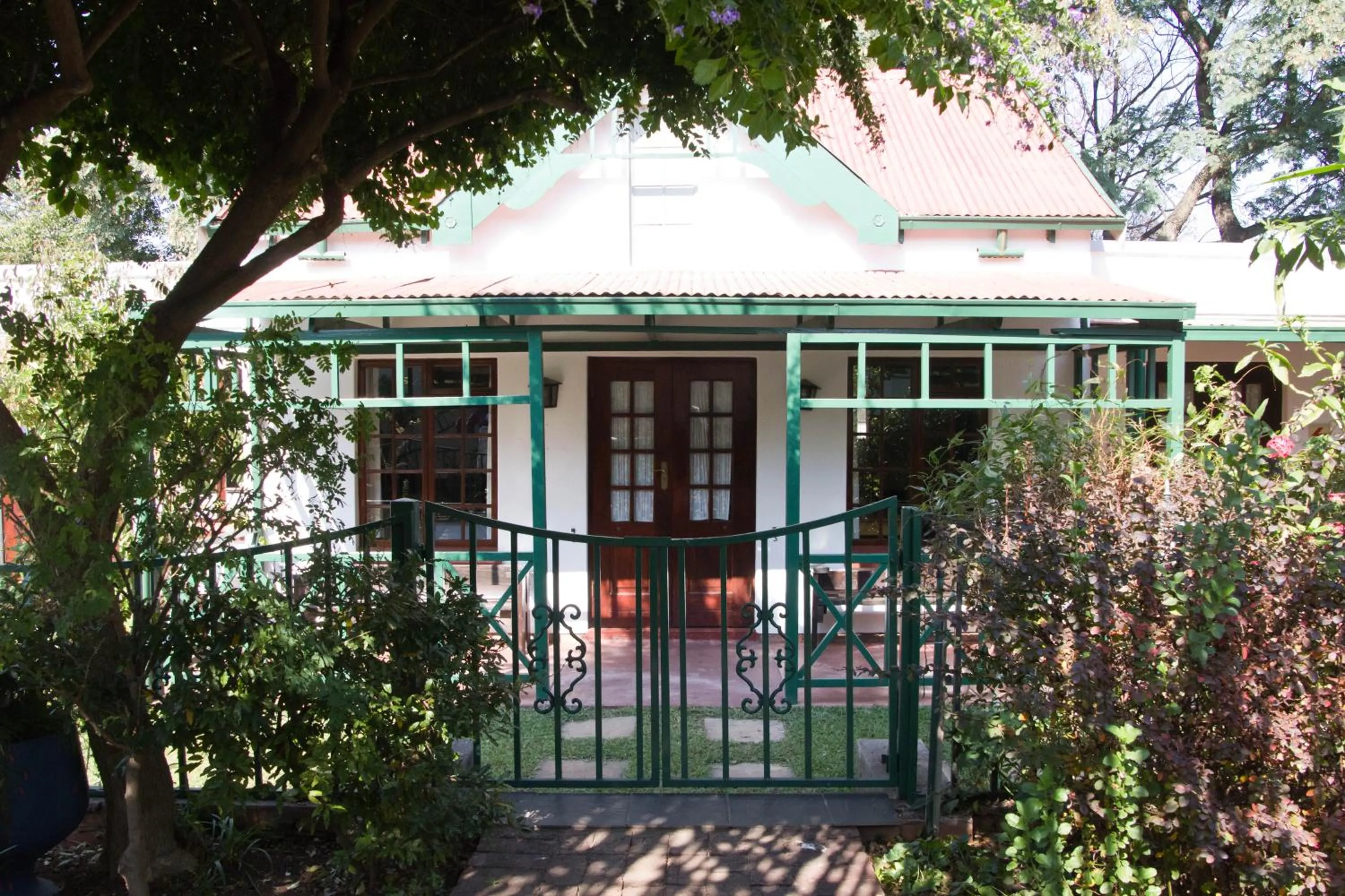 Petal Faire Cottage