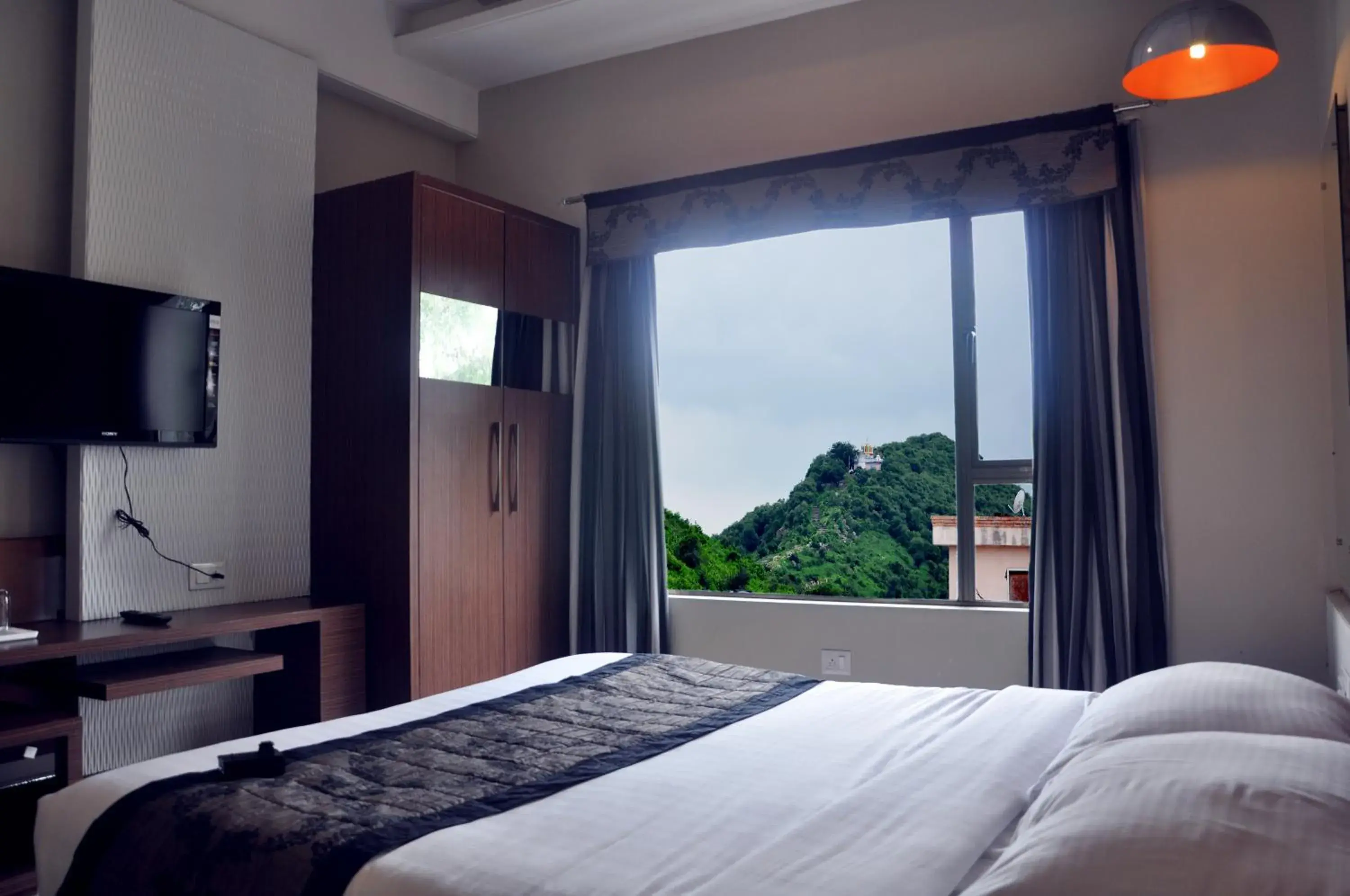 Hotel Sheela Shree Plaza Hotel Sheela Shree Plaza