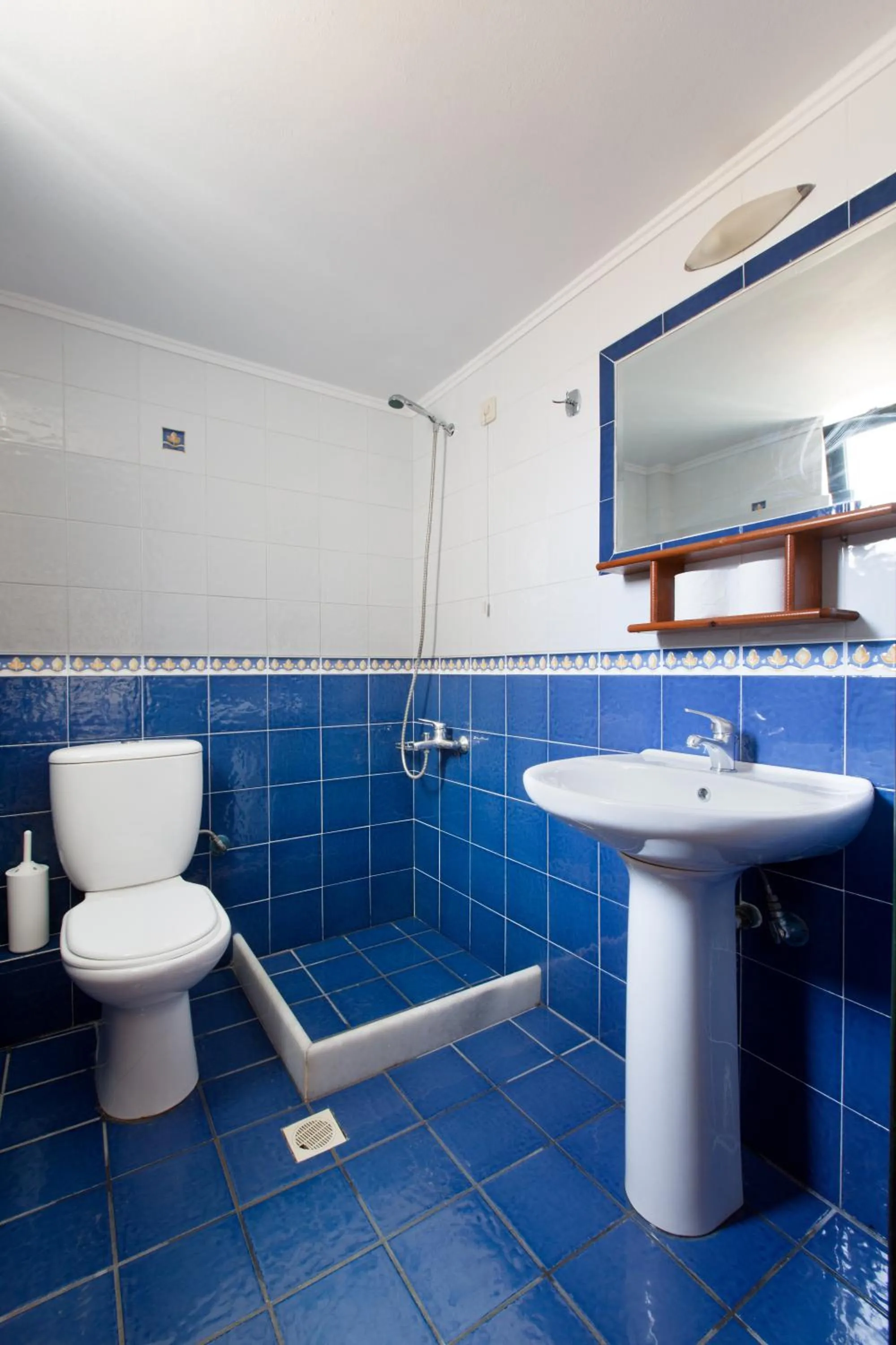 Bathroom in Alkionides Seaside Hotel