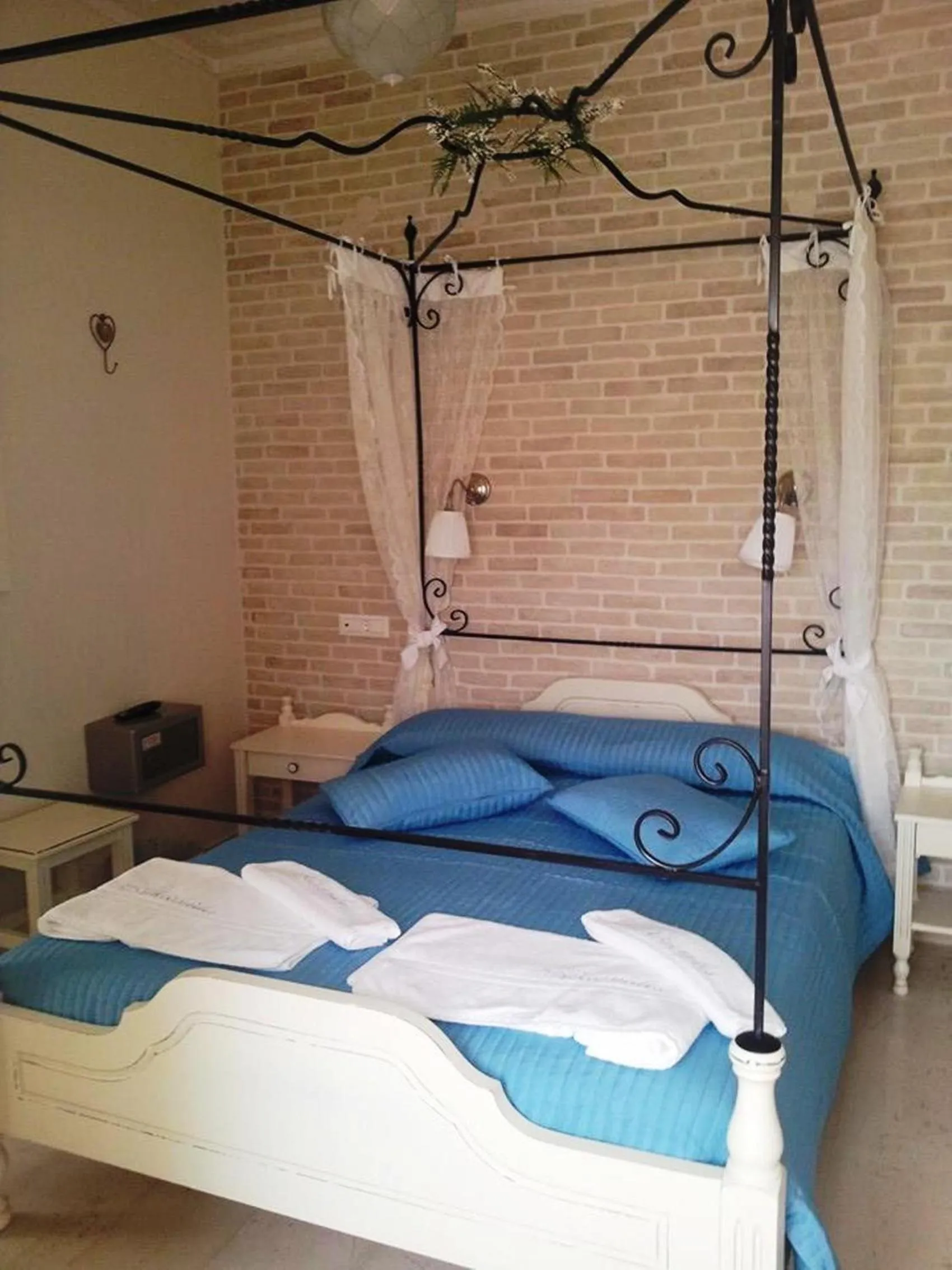 Bedroom, Bed in Alkionides Seaside Hotel