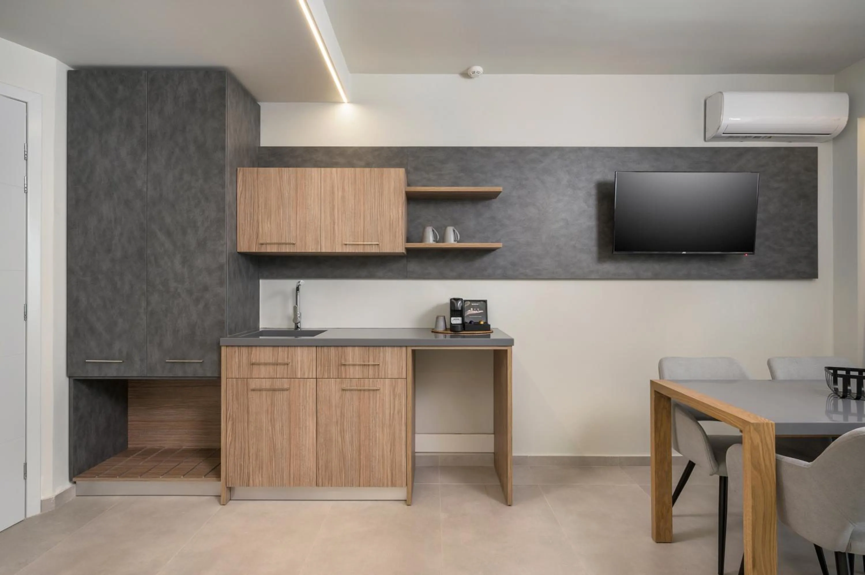Kitchen or kitchenette in Alkionides Seaside Hotel
