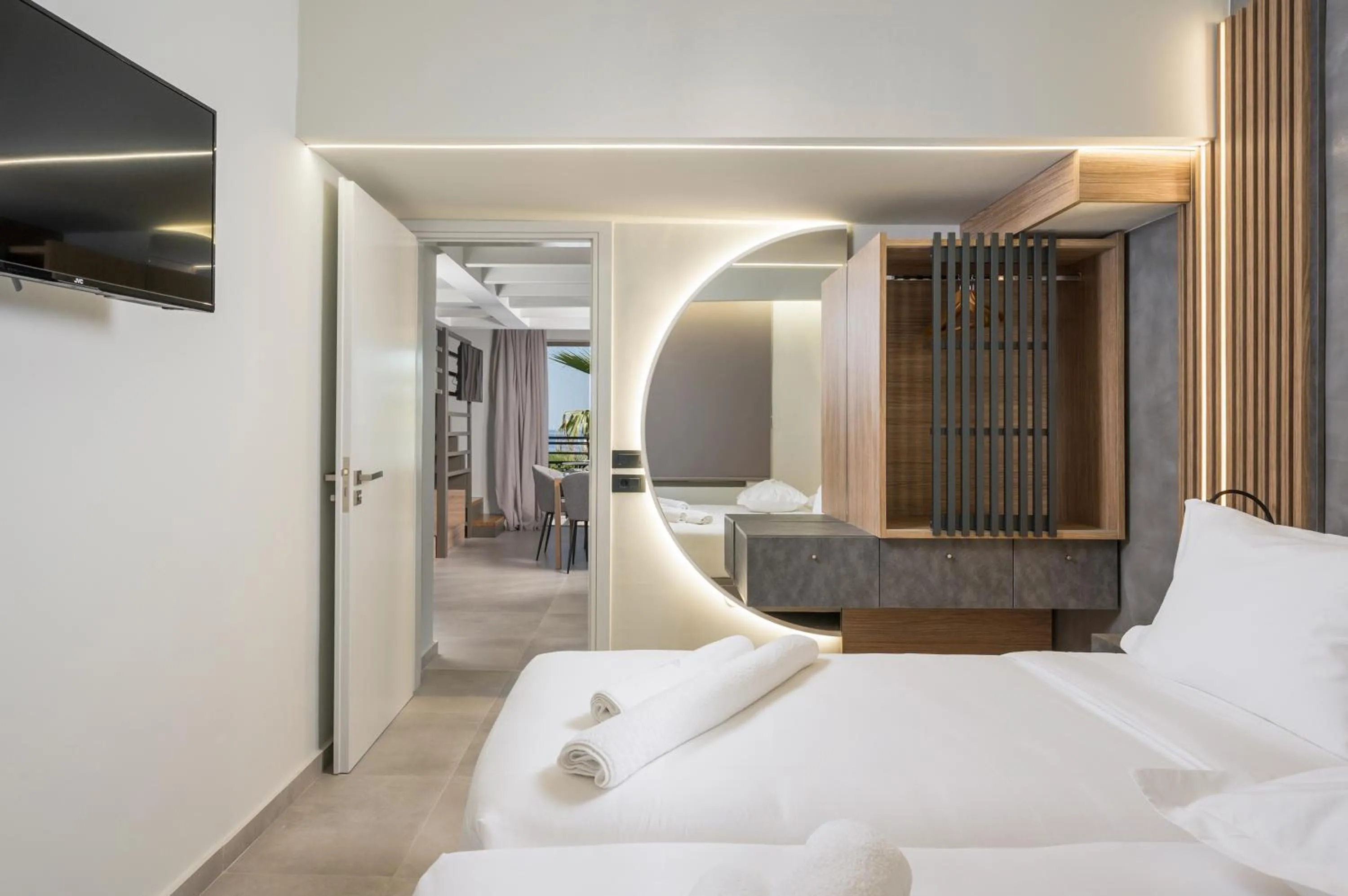 Bedroom, Bed in Alkionides Seaside Hotel