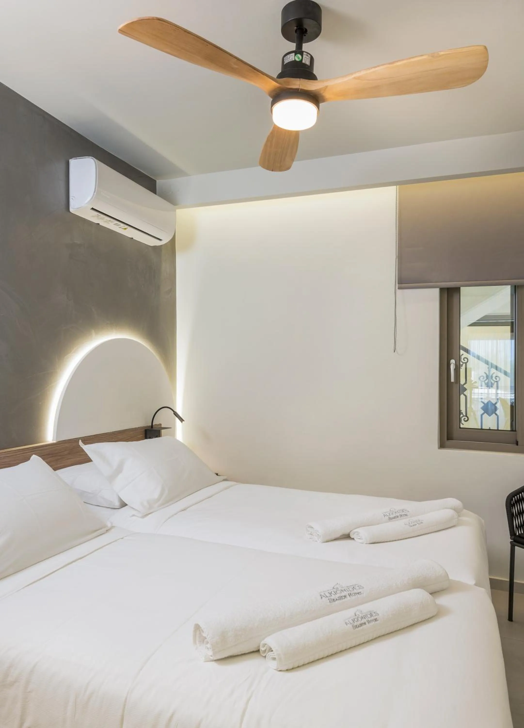 Bedroom, Bed in Alkionides Seaside Hotel