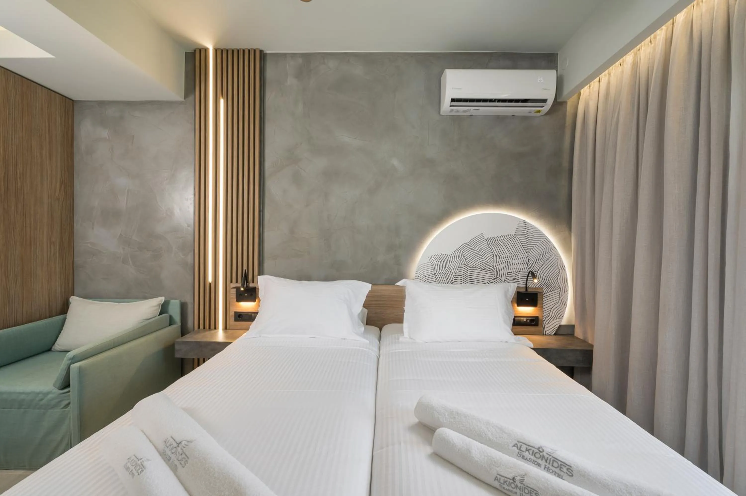 Bedroom, Bed in Alkionides Seaside Hotel
