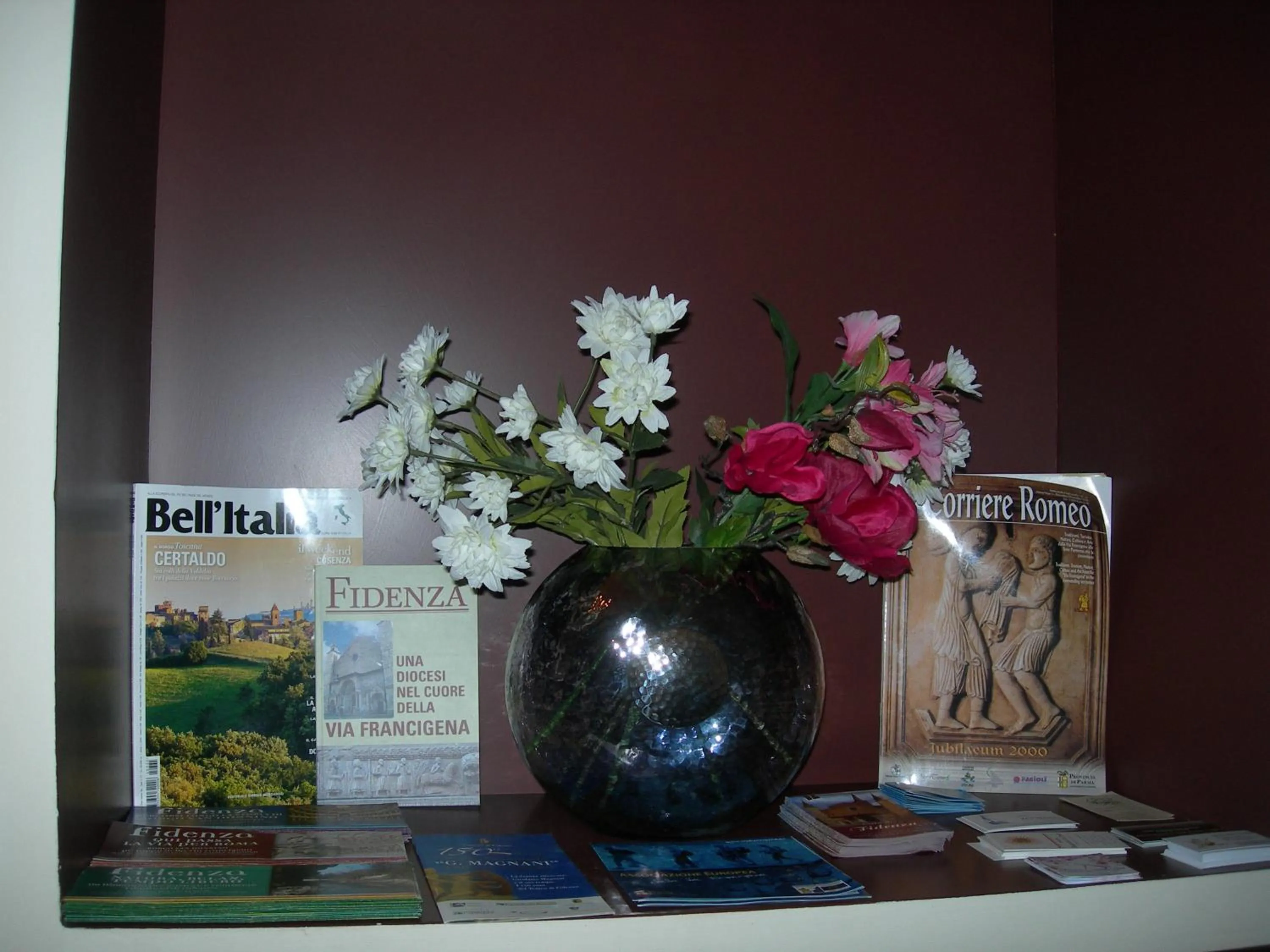 Decorative detail in Hotel Due Spade