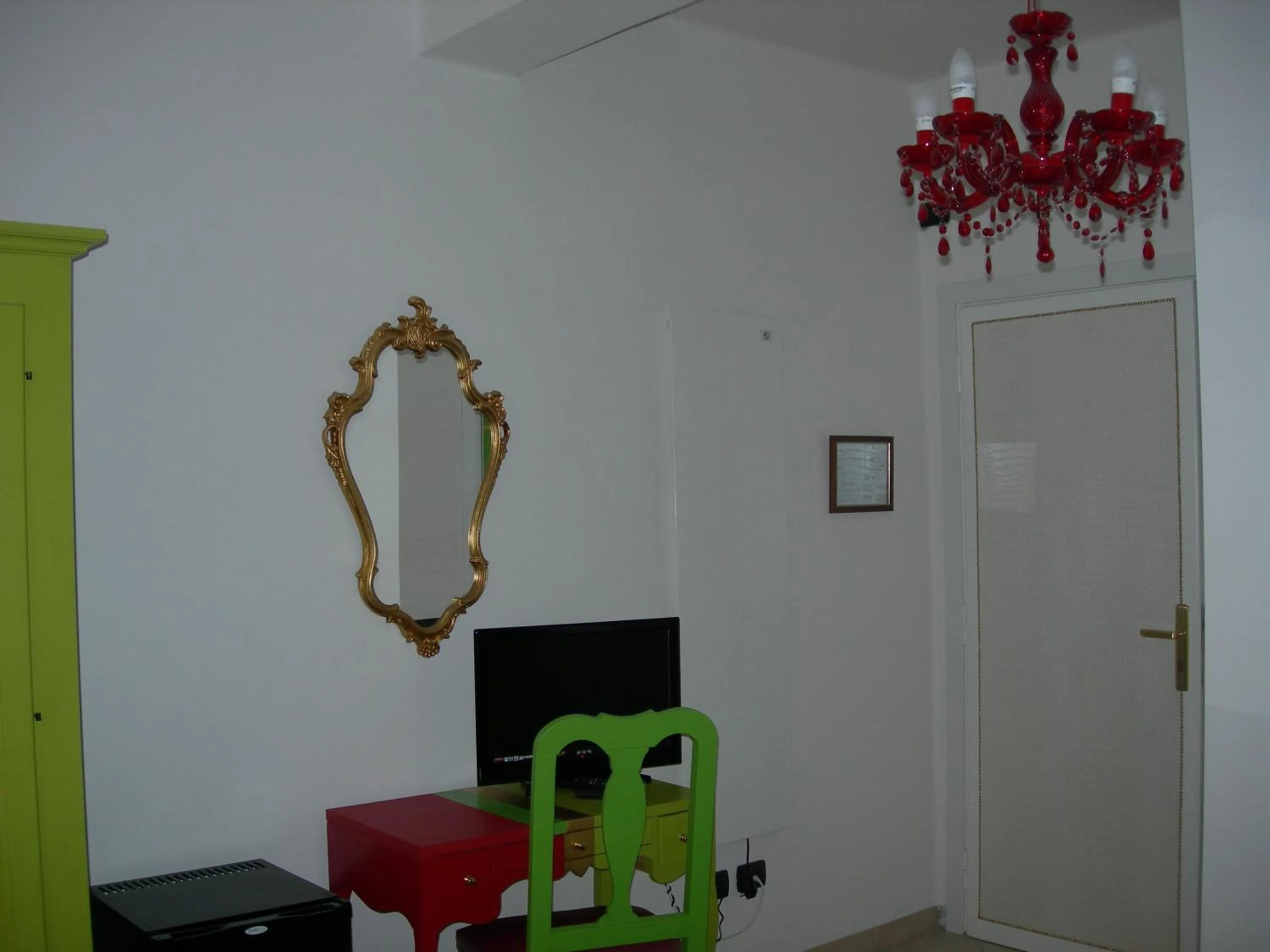 Decorative detail in Hotel Due Spade