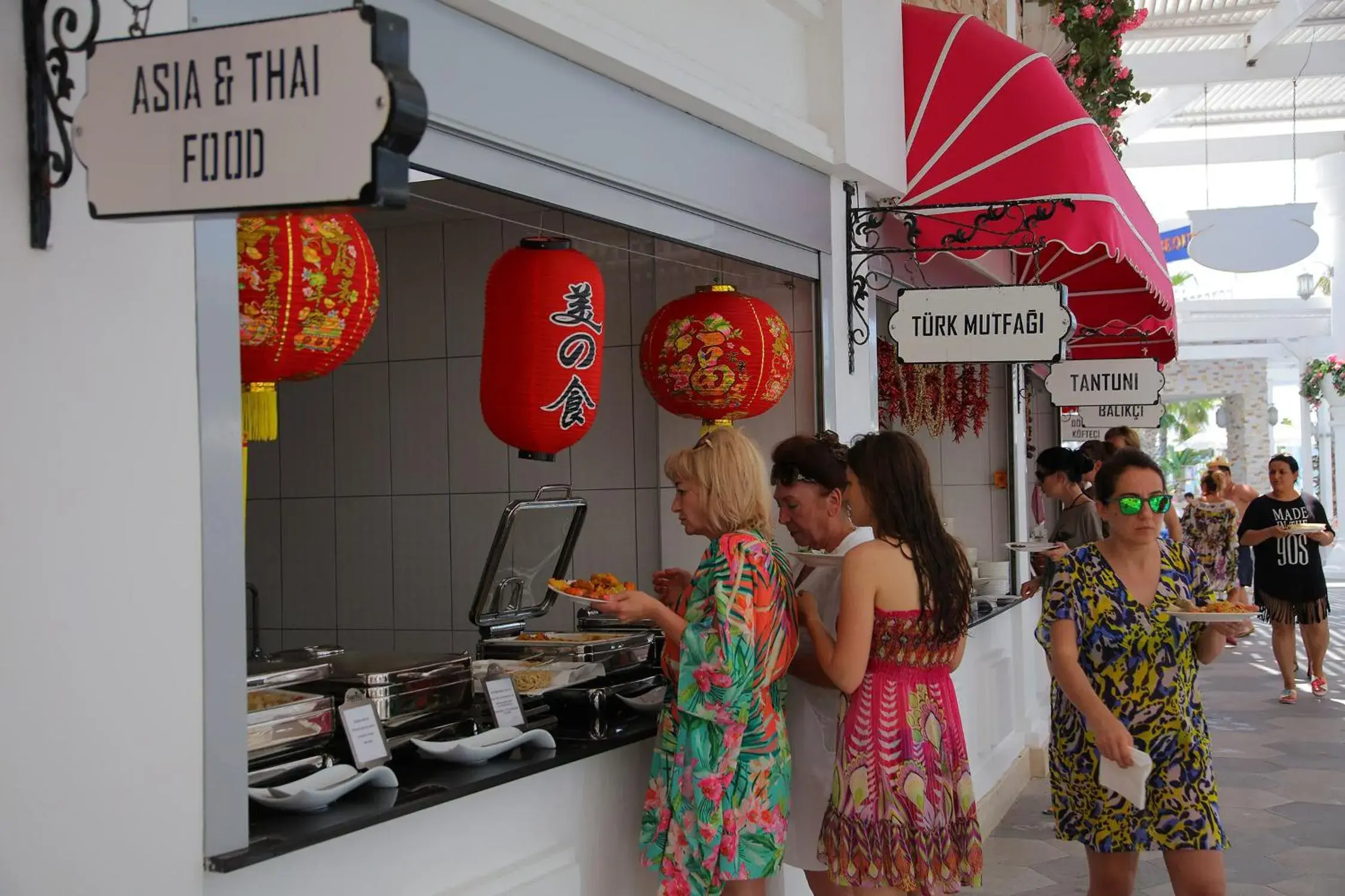 Food in Sueno Hotels