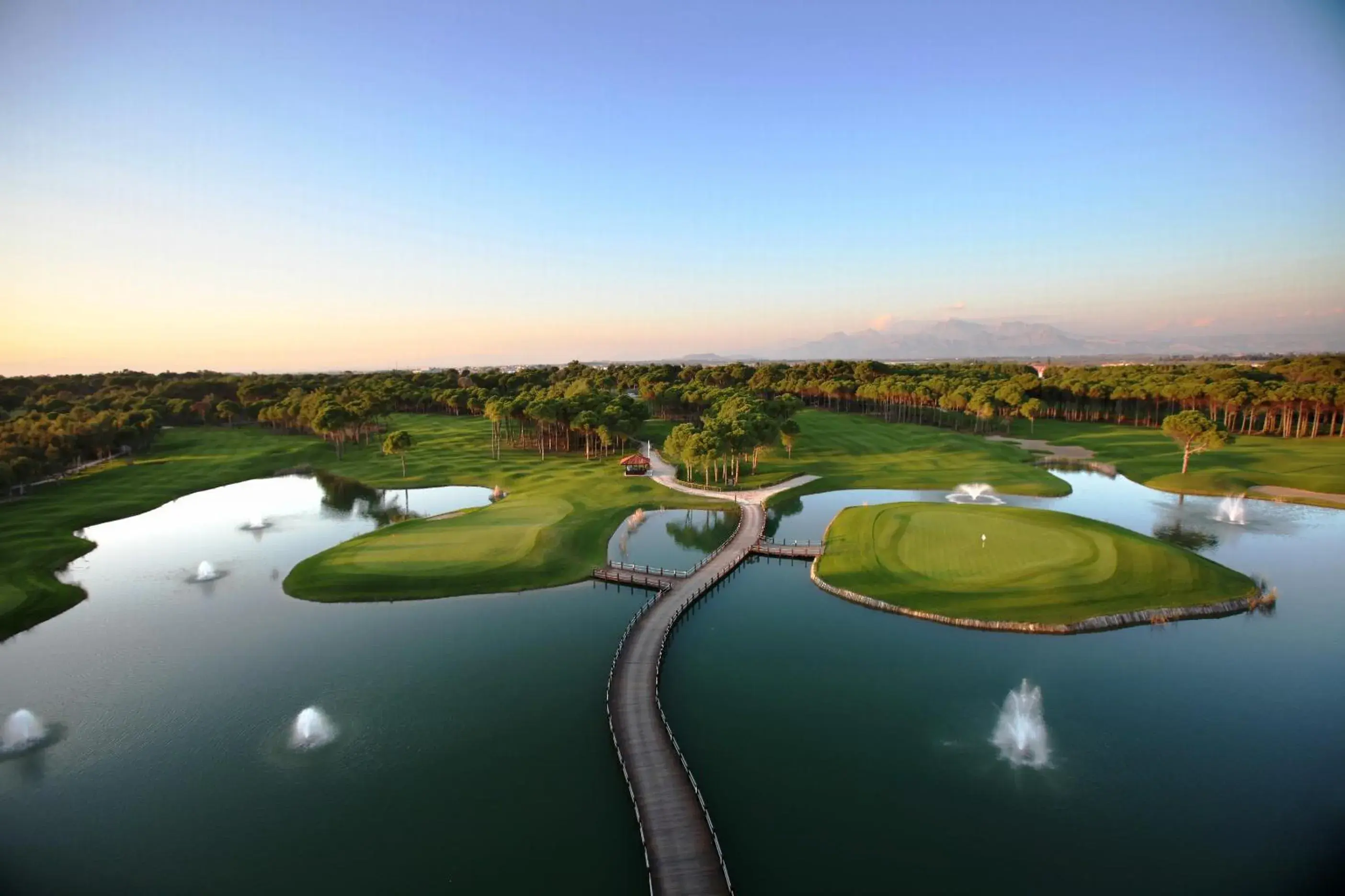 Golfcourse in Sueno Hotels