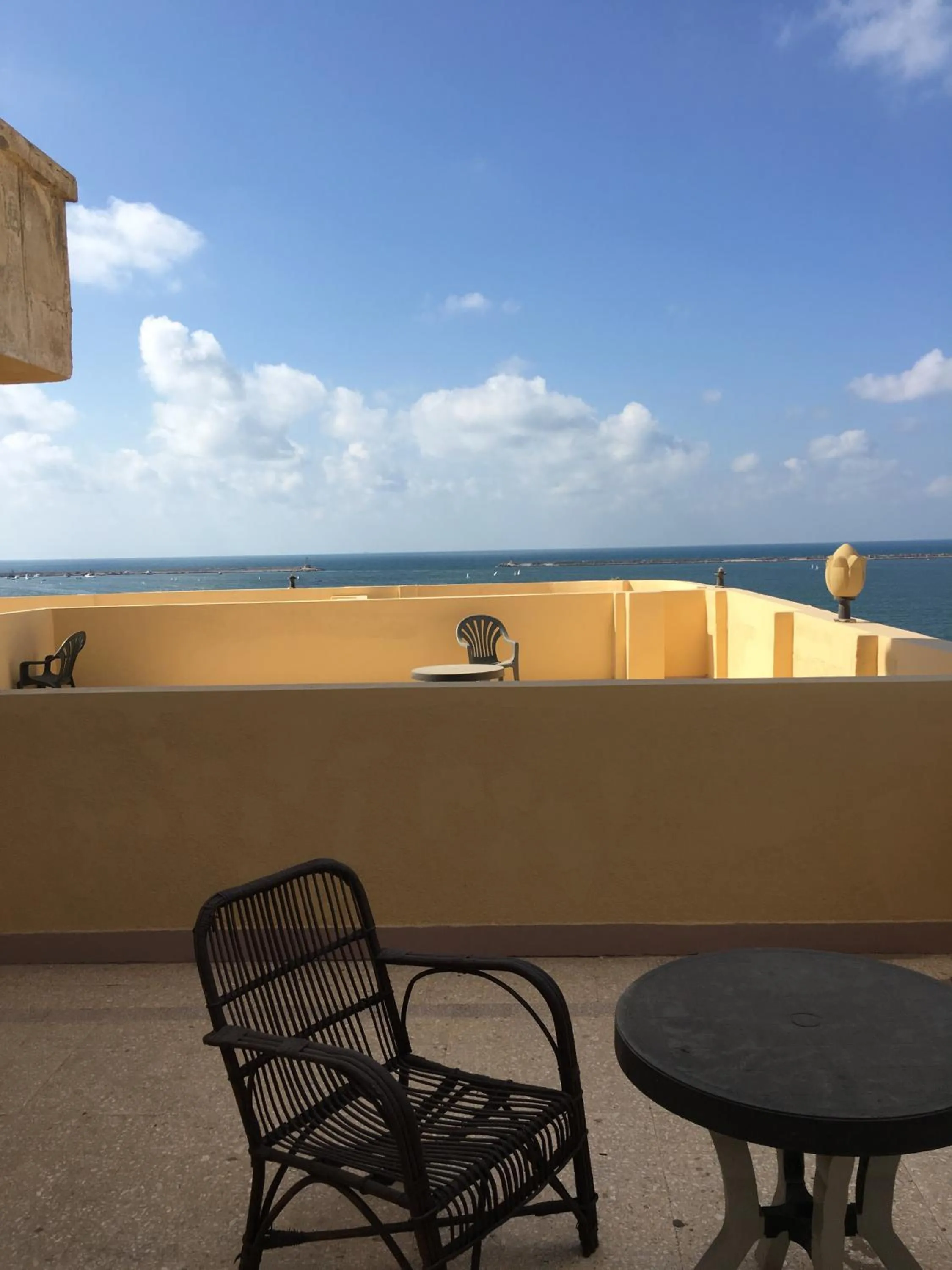 Day in La terrasse