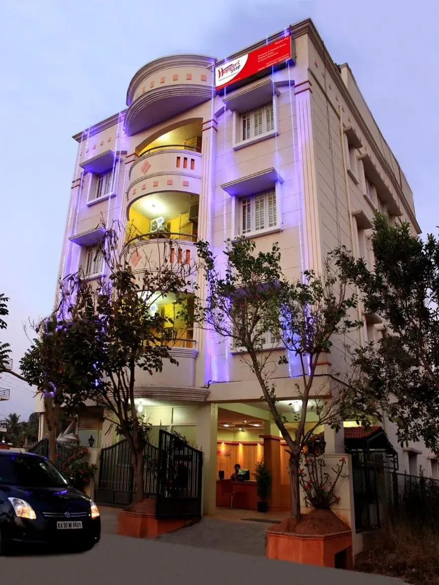 Property building in Hoppers Stop Yelahanka Property building in Hoppers Stop Yelahanka