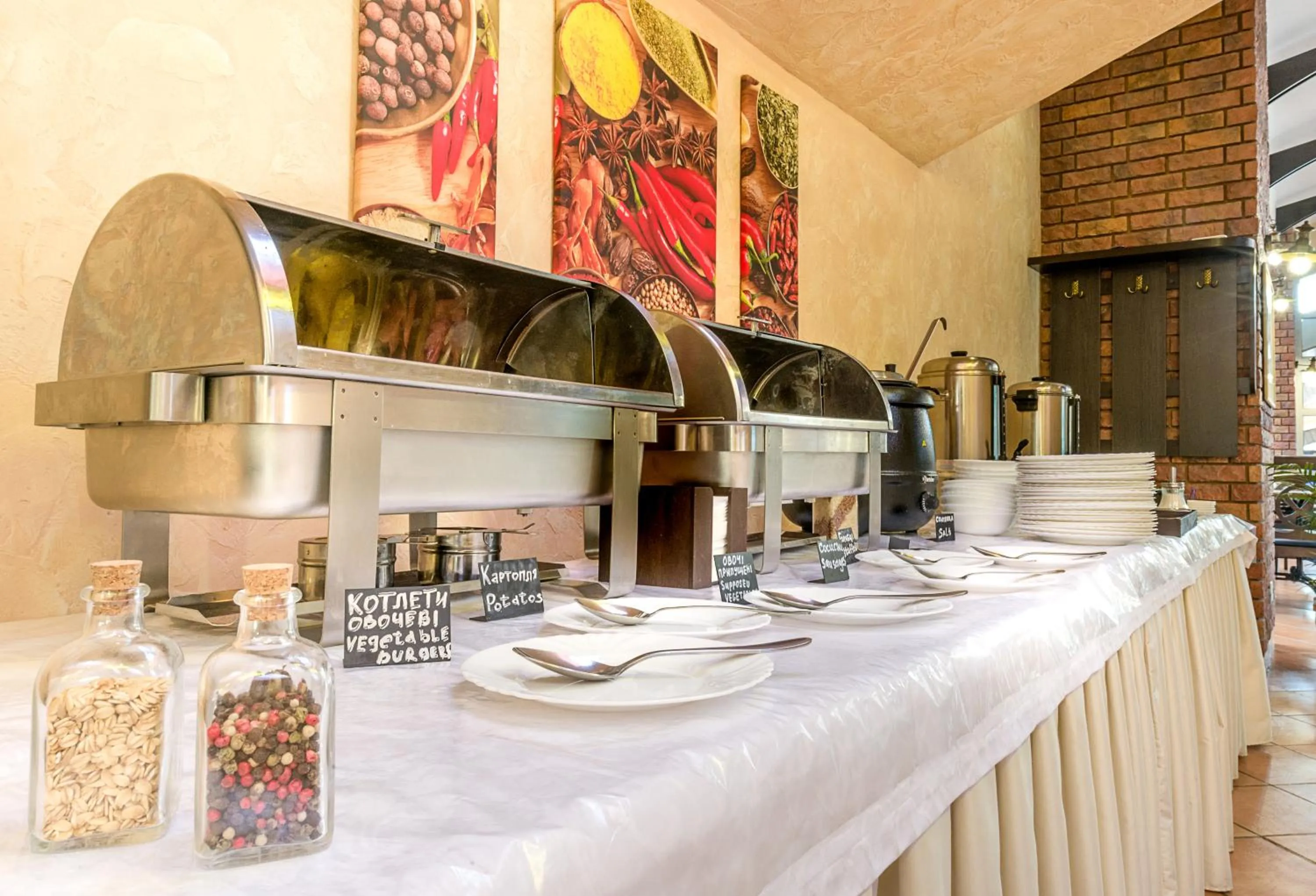 Buffet breakfast in Kiev 365 Park Hotel