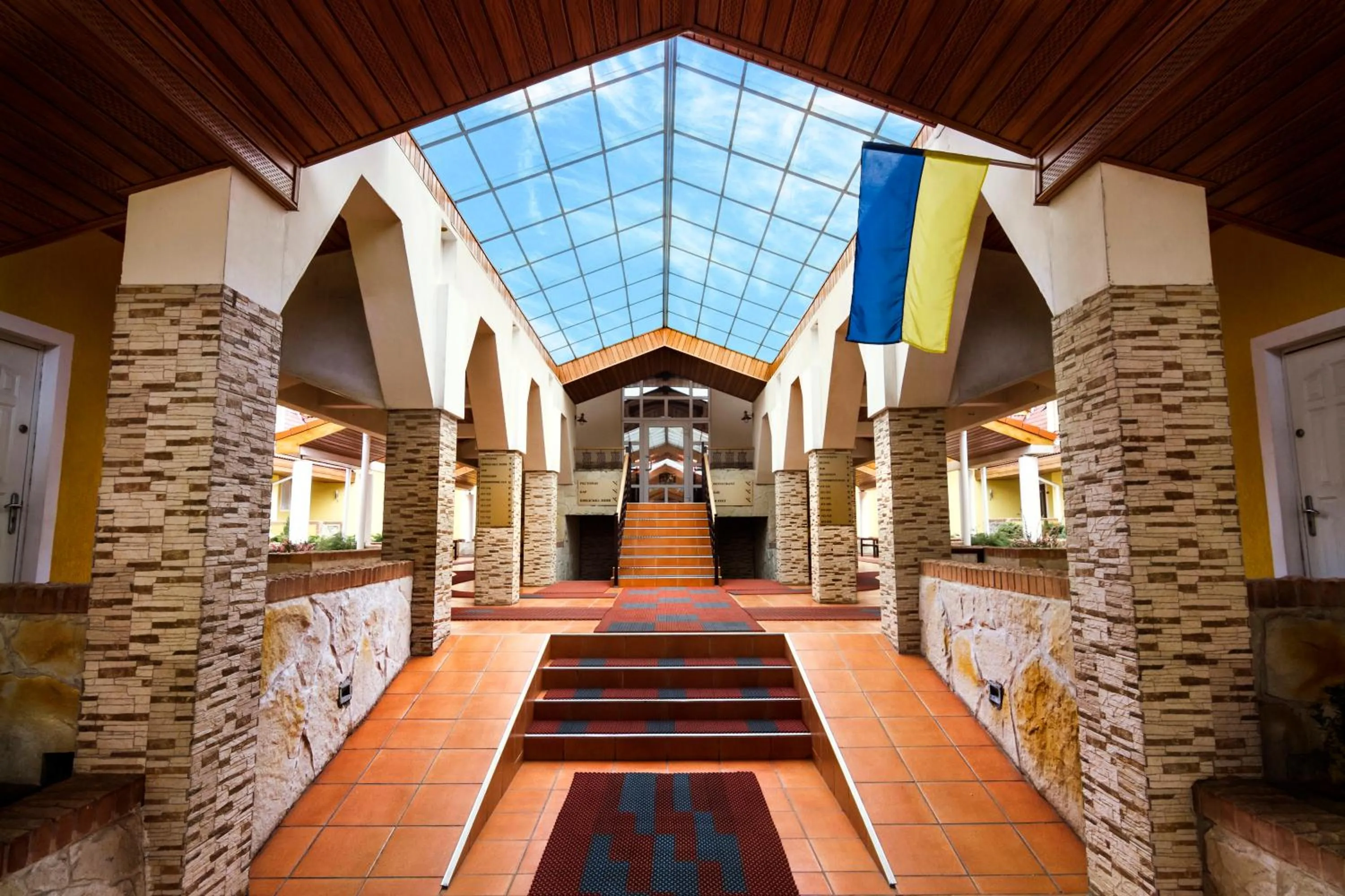 Patio in Kiev 365 Park Hotel