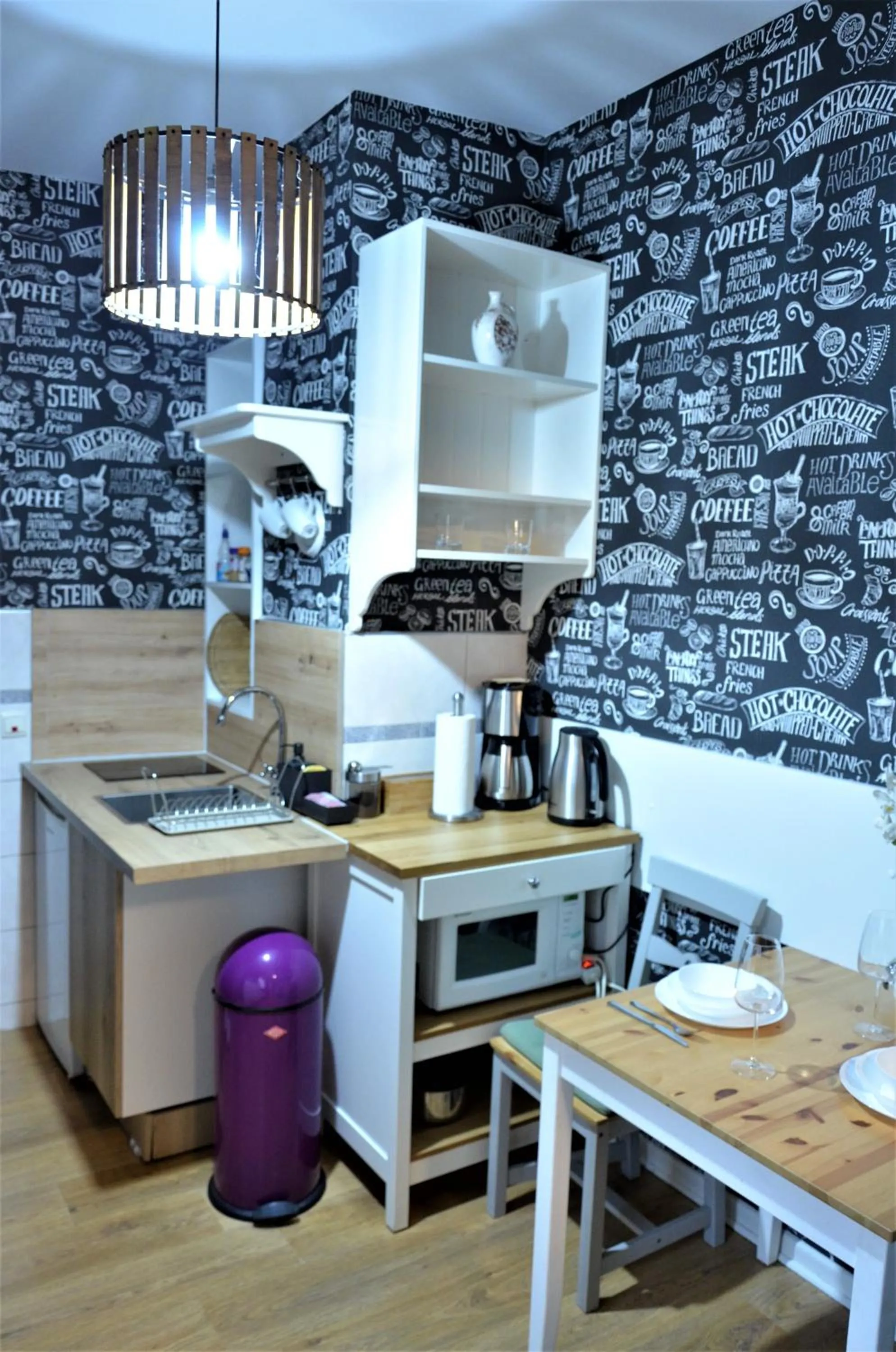 Kitchen or kitchenette in Apartments Am Werdersee