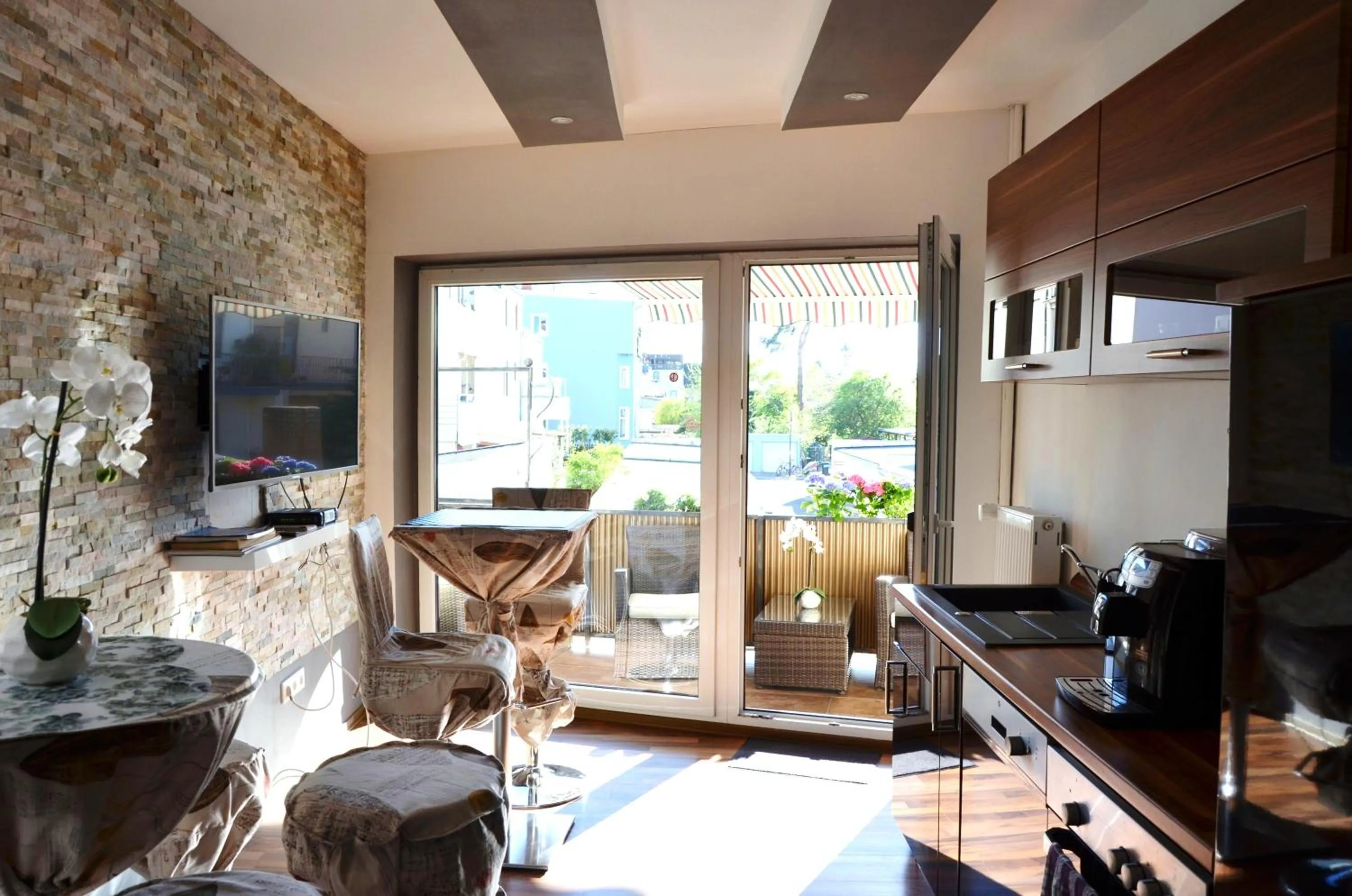 Single Room with Shared Bathroom - single occupancy in Apartments Am Werdersee