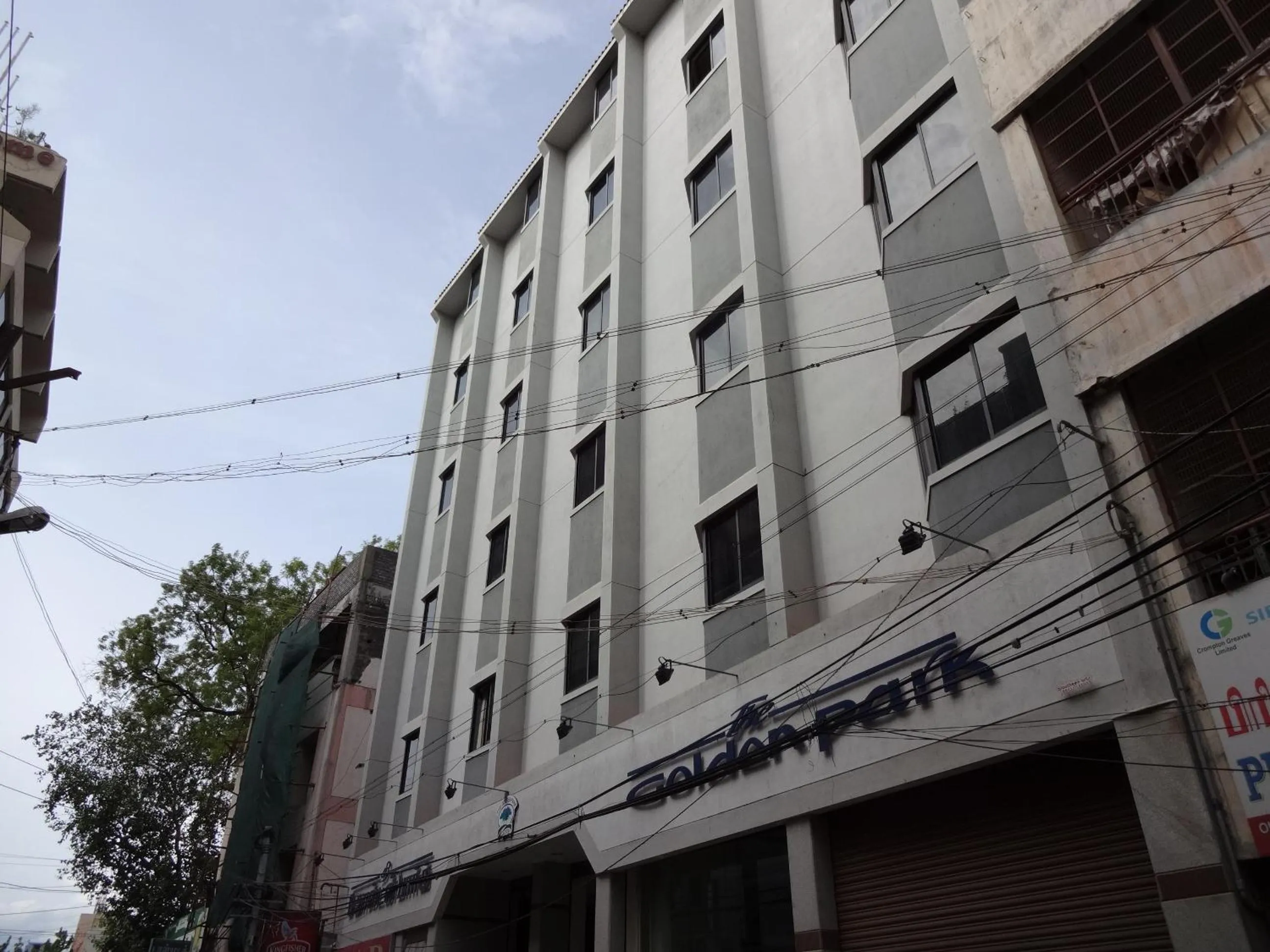 Facade/entrance in The Golden Park