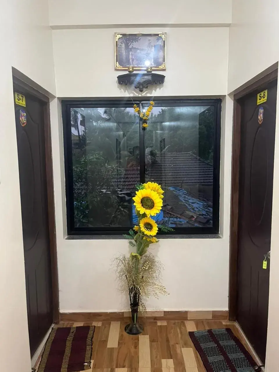 Deluxe Quadruple Room - single occupancy in Hotel Saffron Baga Deluxe Quadruple Room - single occupancy in Hotel Saffron Baga