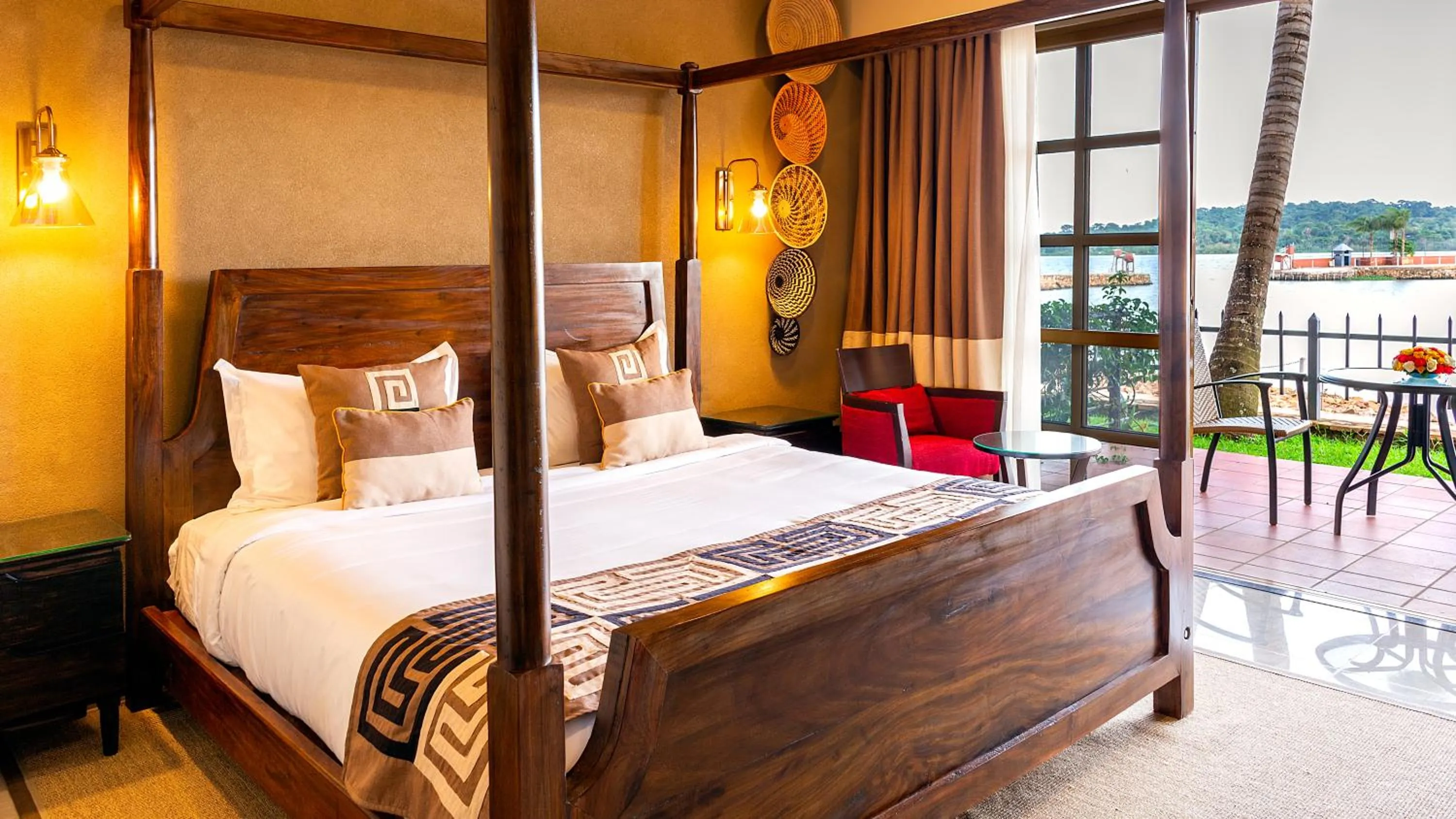 Bed in Speke Resort and Conference Center