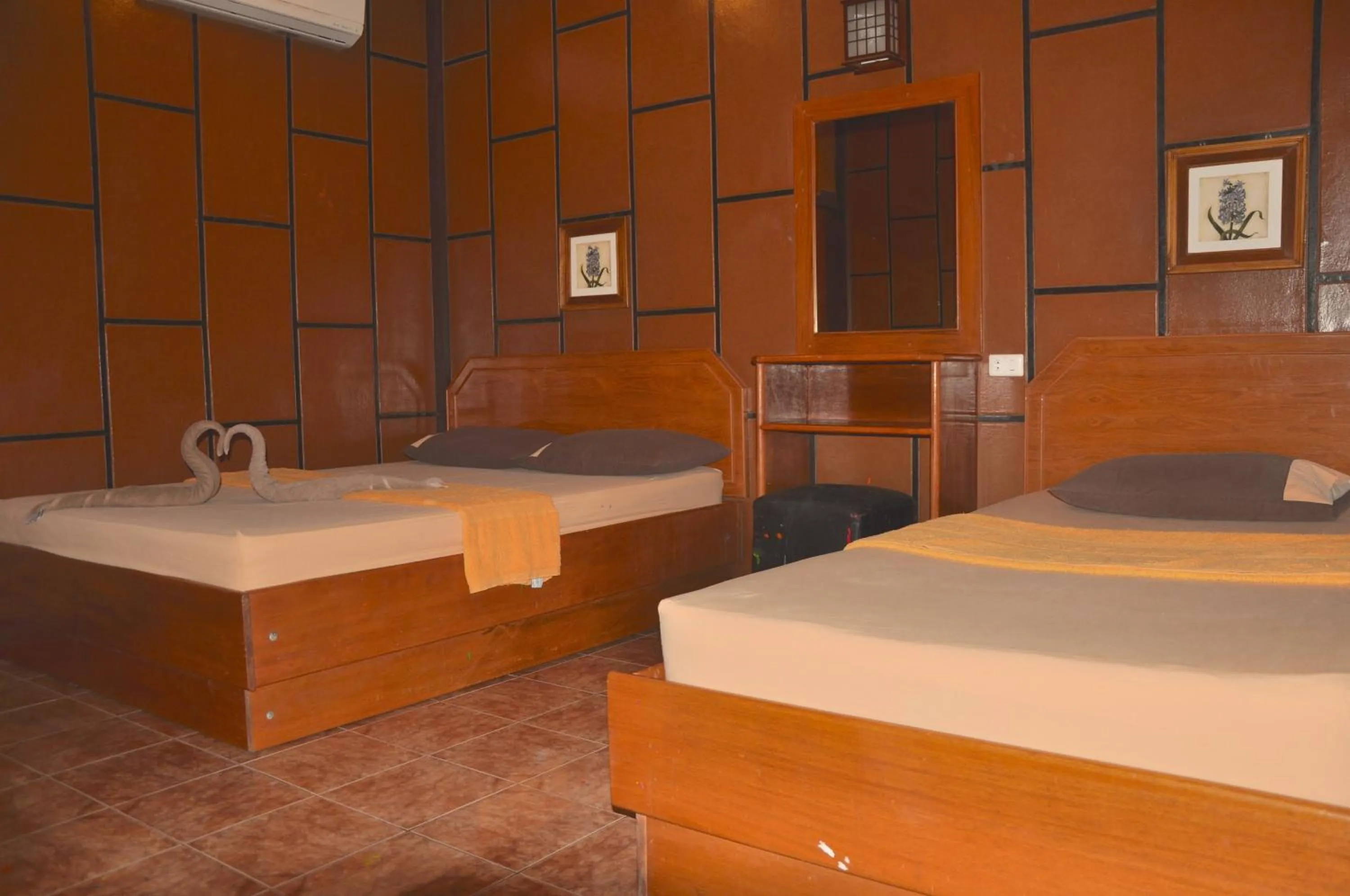 Bedroom, Bed in Coral Bungalows