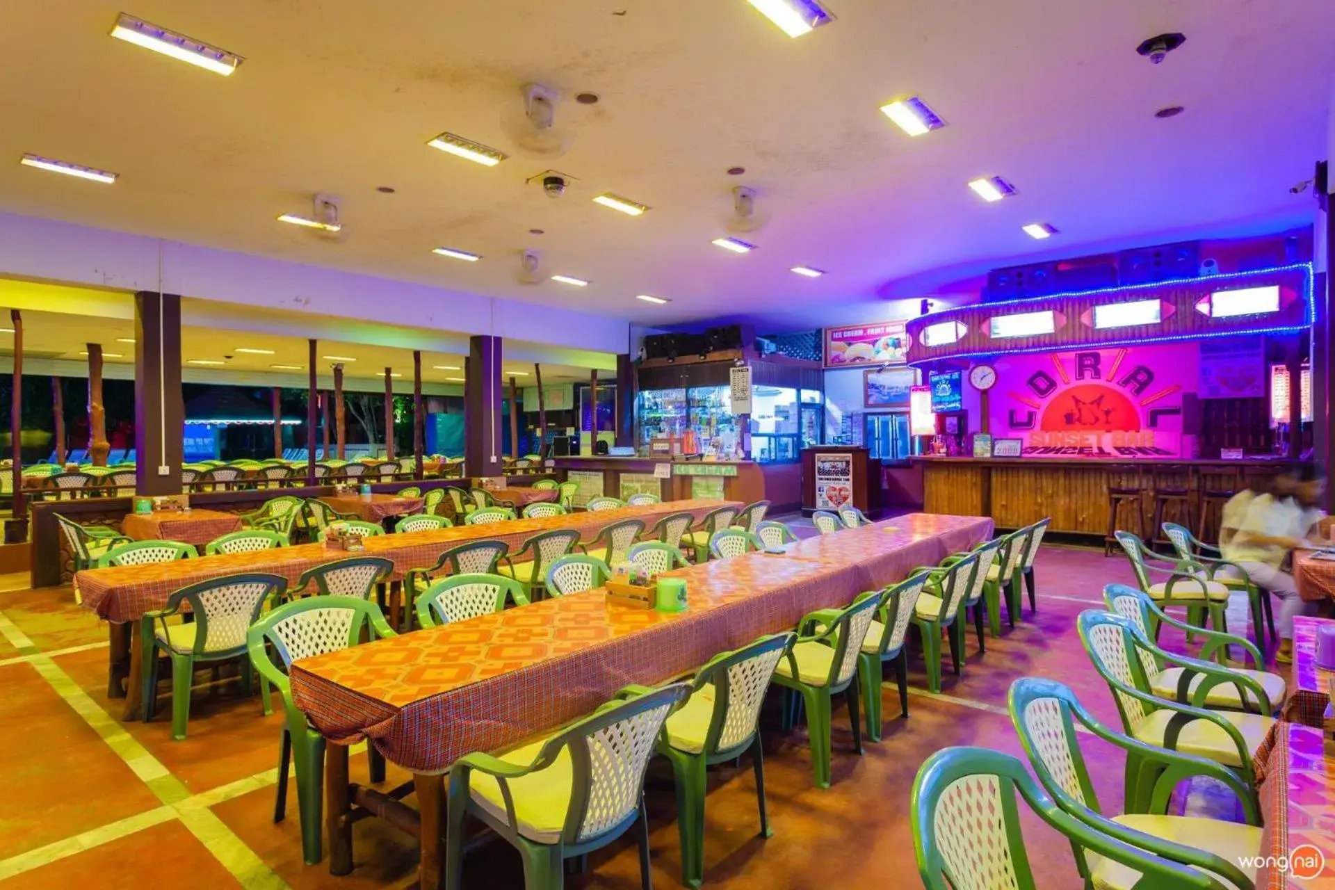 Restaurant/places to eat in Coral Resort & Bungalows Restaurant/places to eat in Coral Resort & Bungalows
