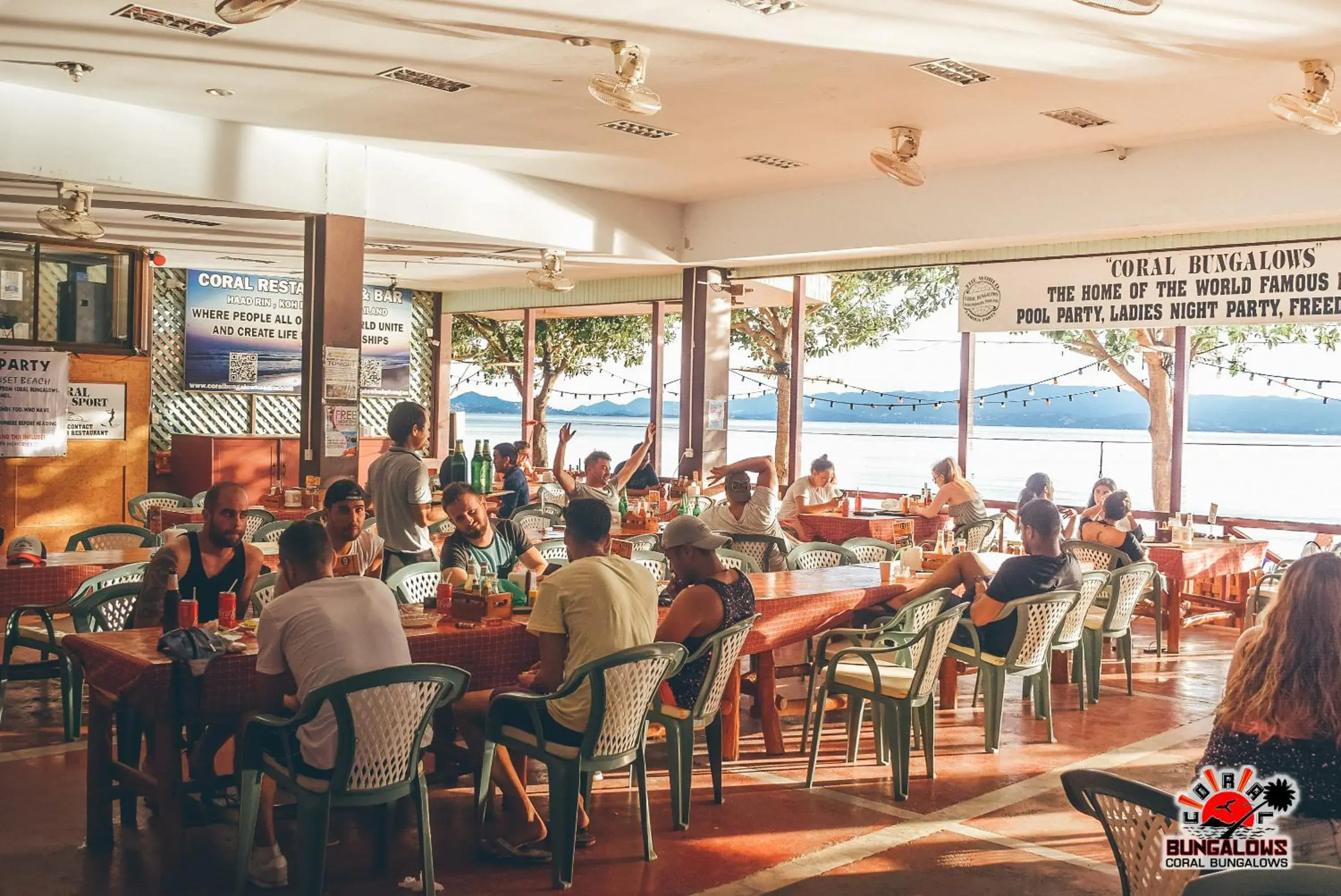 Restaurant/places to eat in Coral Resort & Bungalows Restaurant/places to eat in Coral Resort & Bungalows