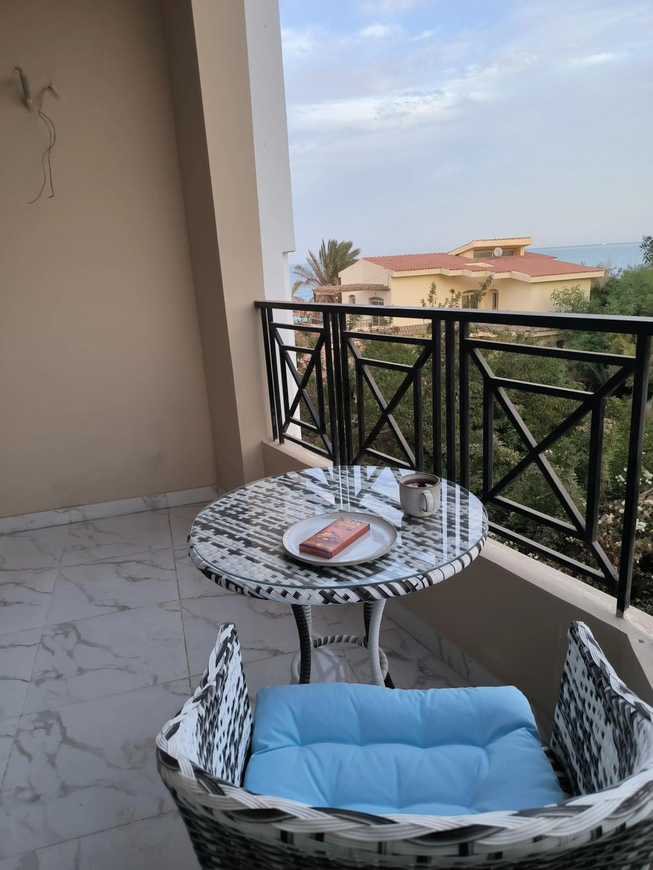 Solo beach front studio or for couple