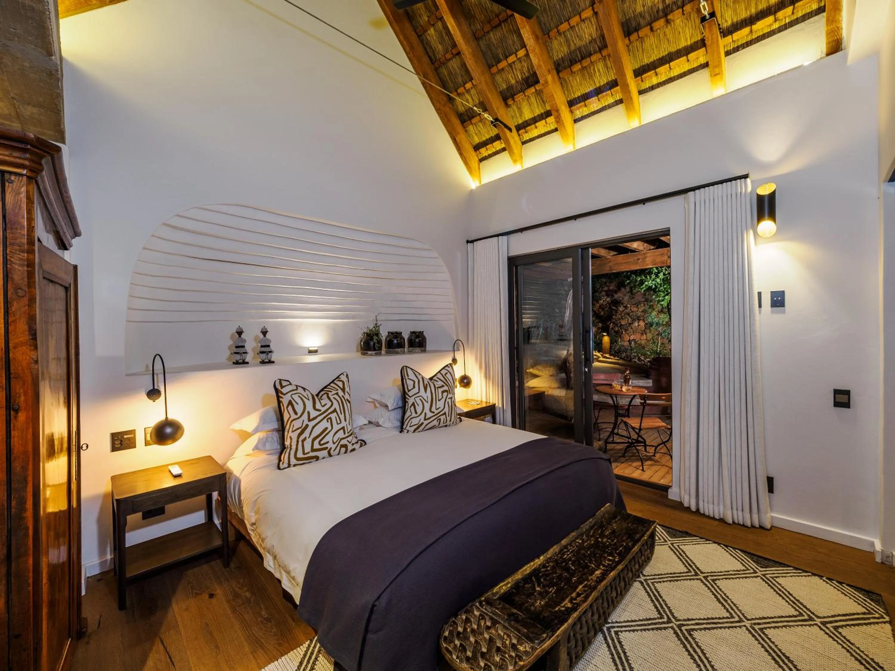 Bed in Madikwe Safari Lodge