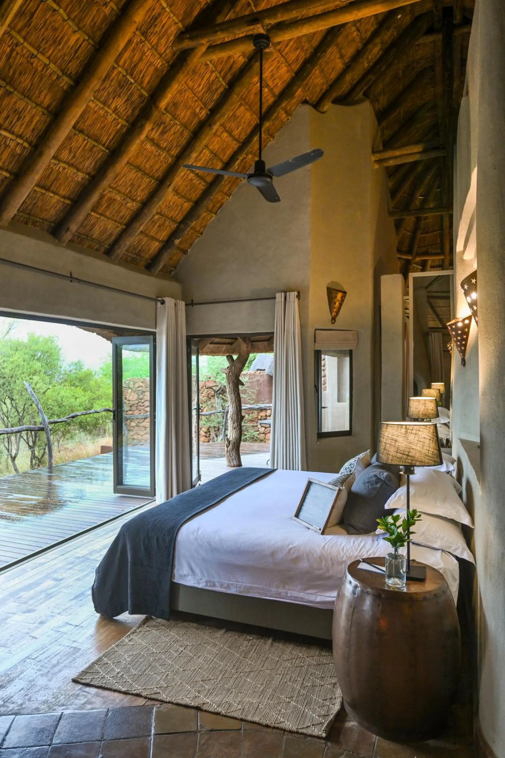 Patio, Bed in Madikwe Safari Lodge