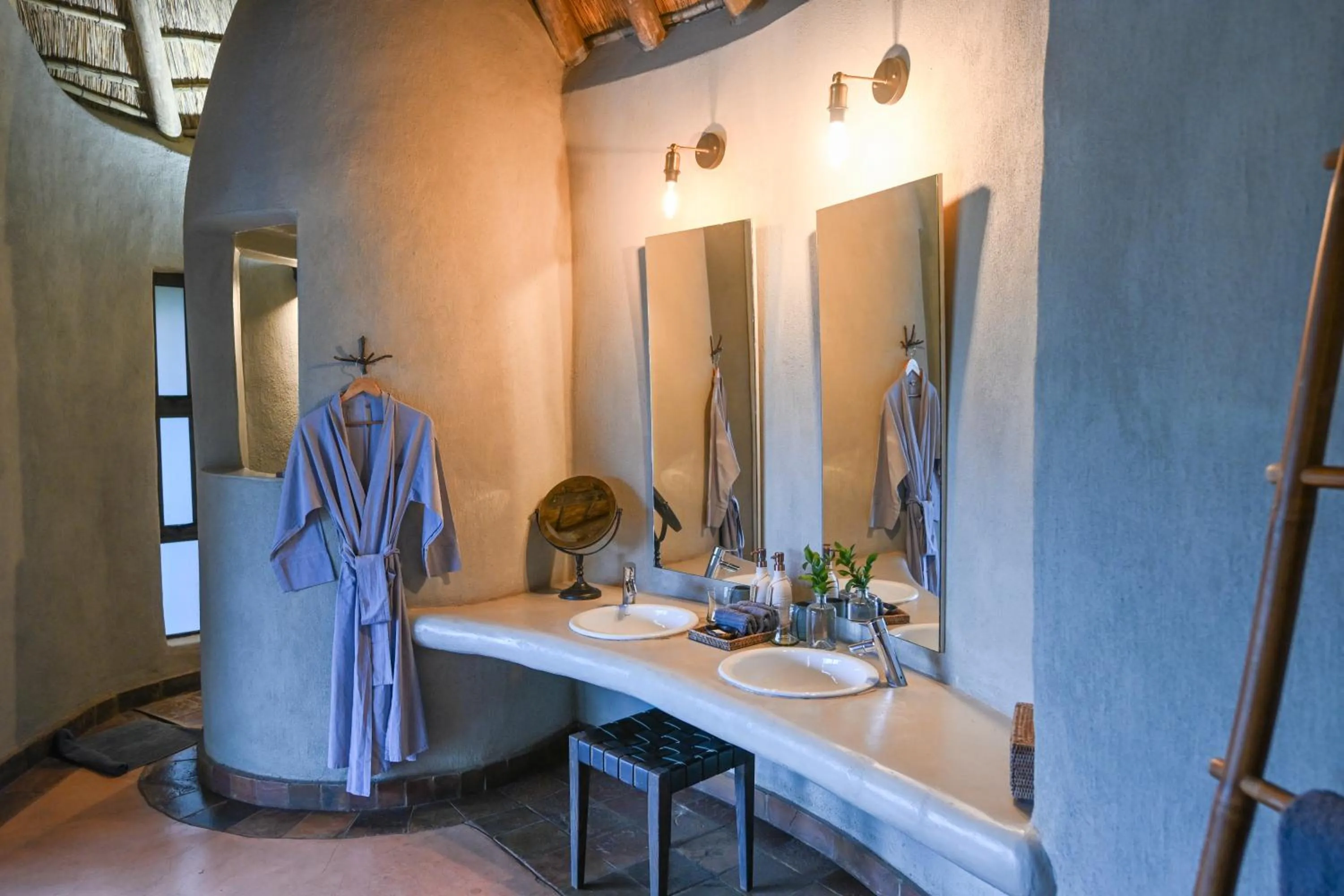 Bathroom in Madikwe Safari Lodge