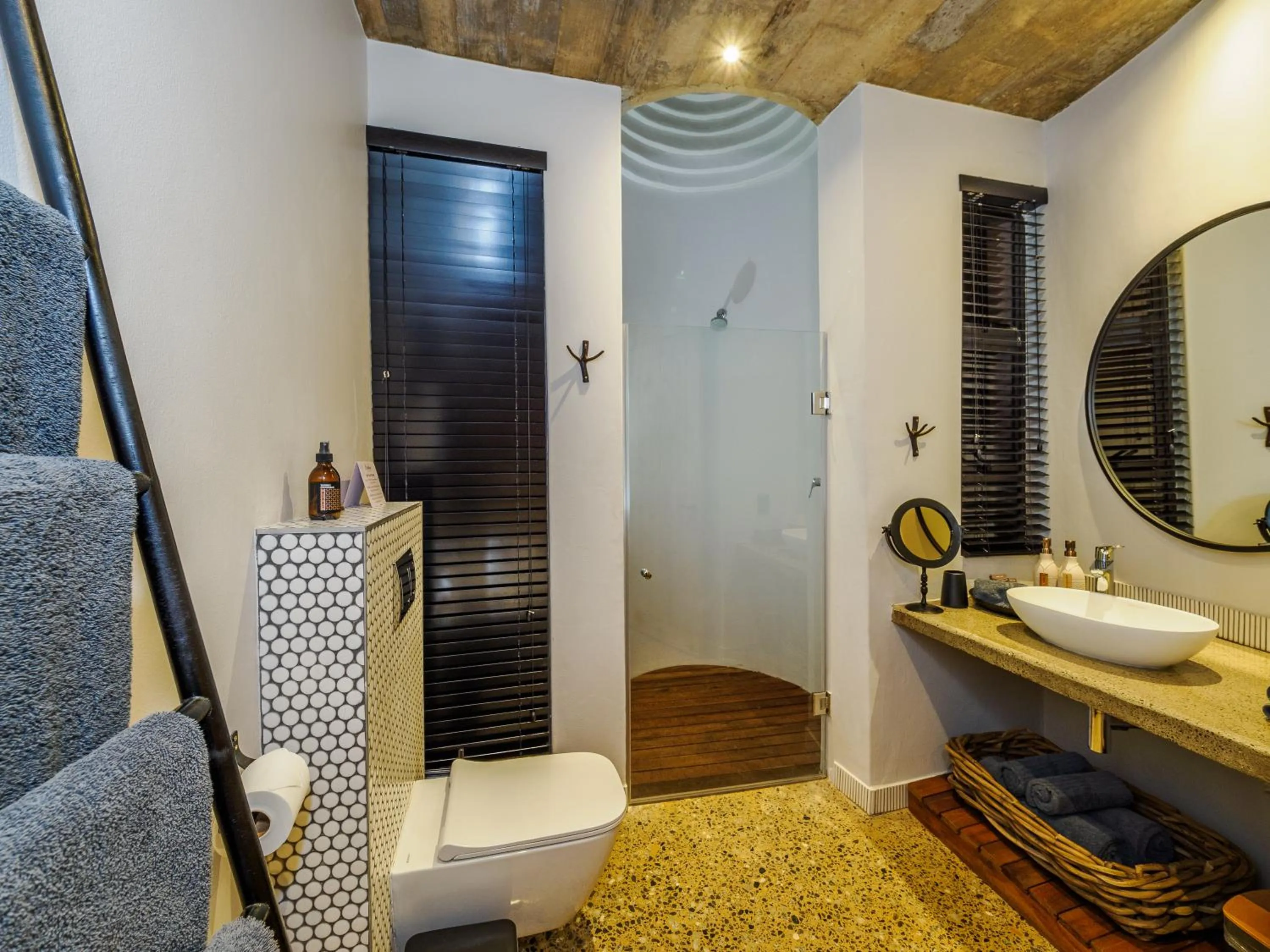 Bathroom in Madikwe Safari Lodge