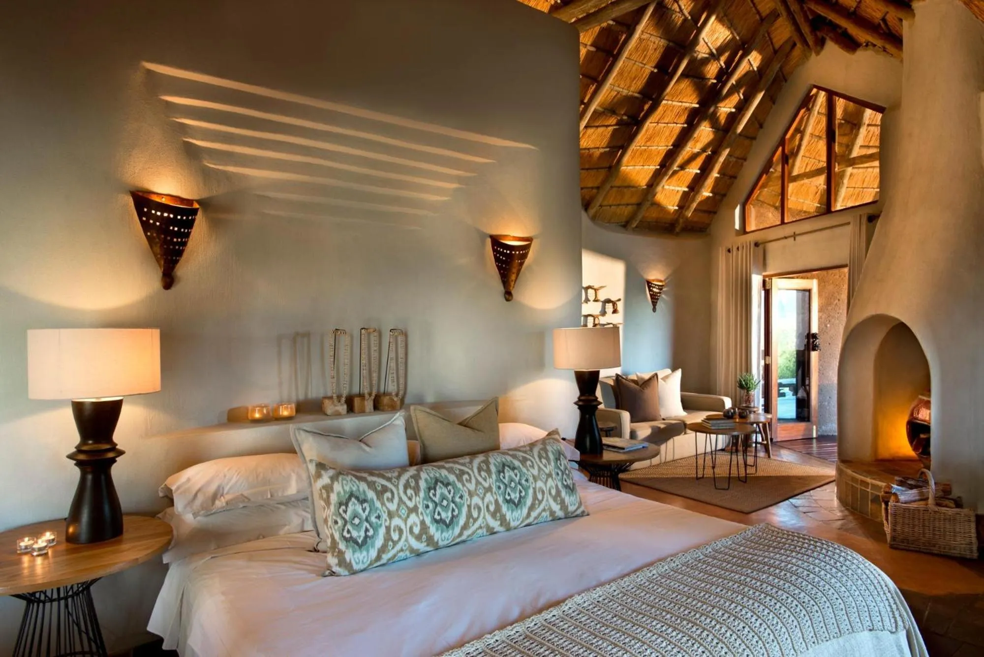 Bed in Madikwe Safari Lodge