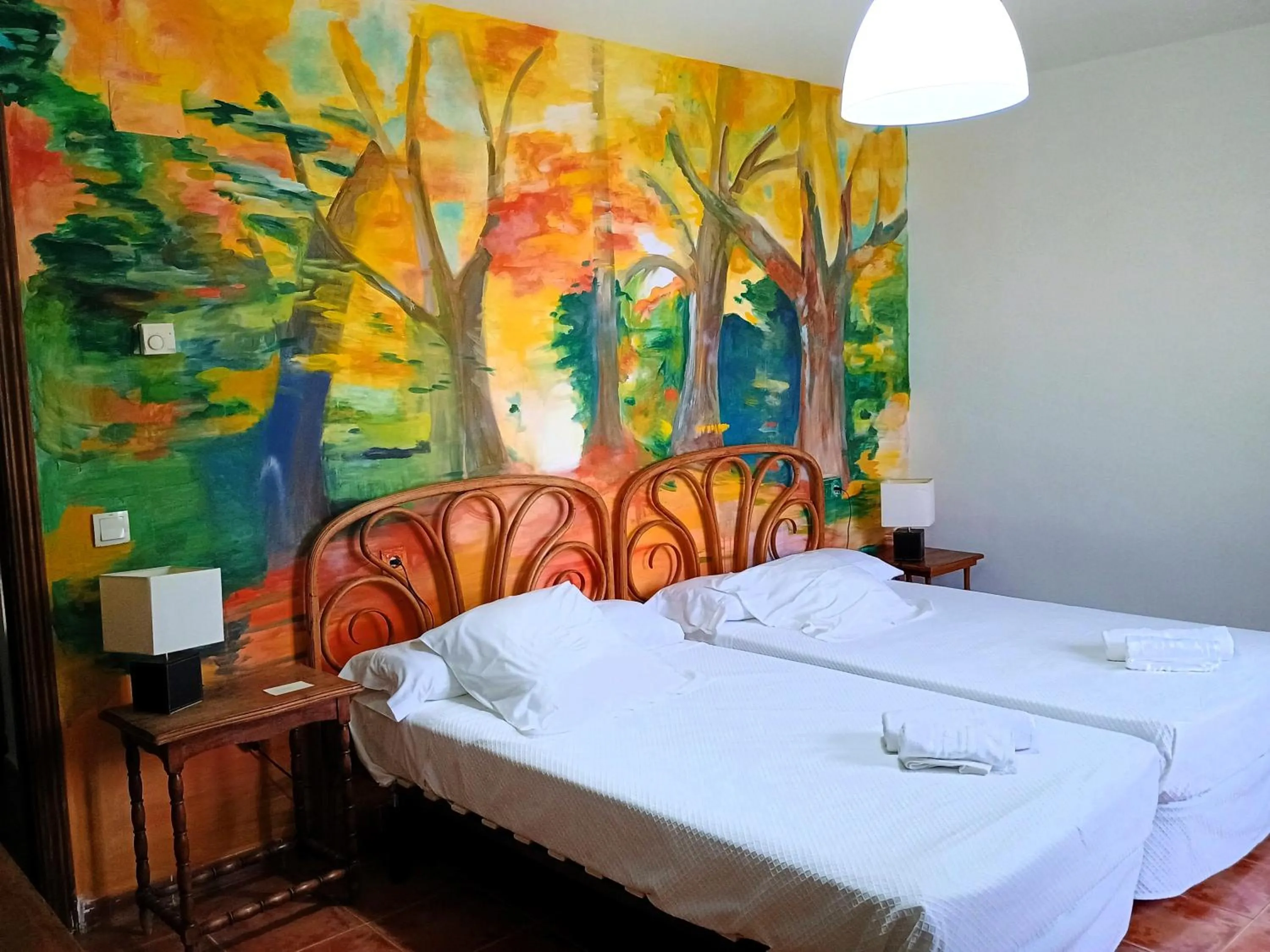 Photo of the whole room, Bed in Hotel rural El Jardin del Conde