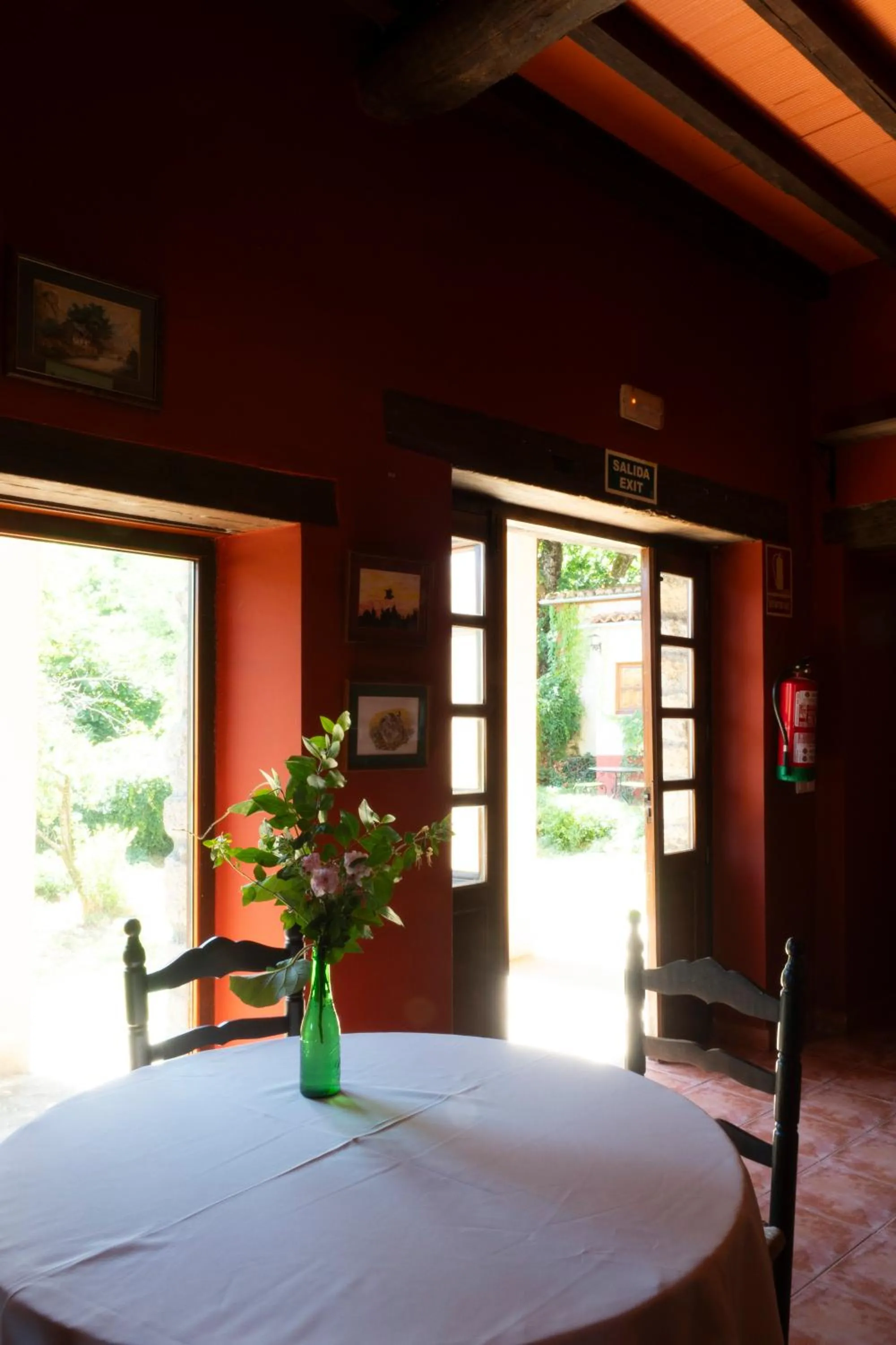 Dining area in Hotel rural El Jardin del Conde