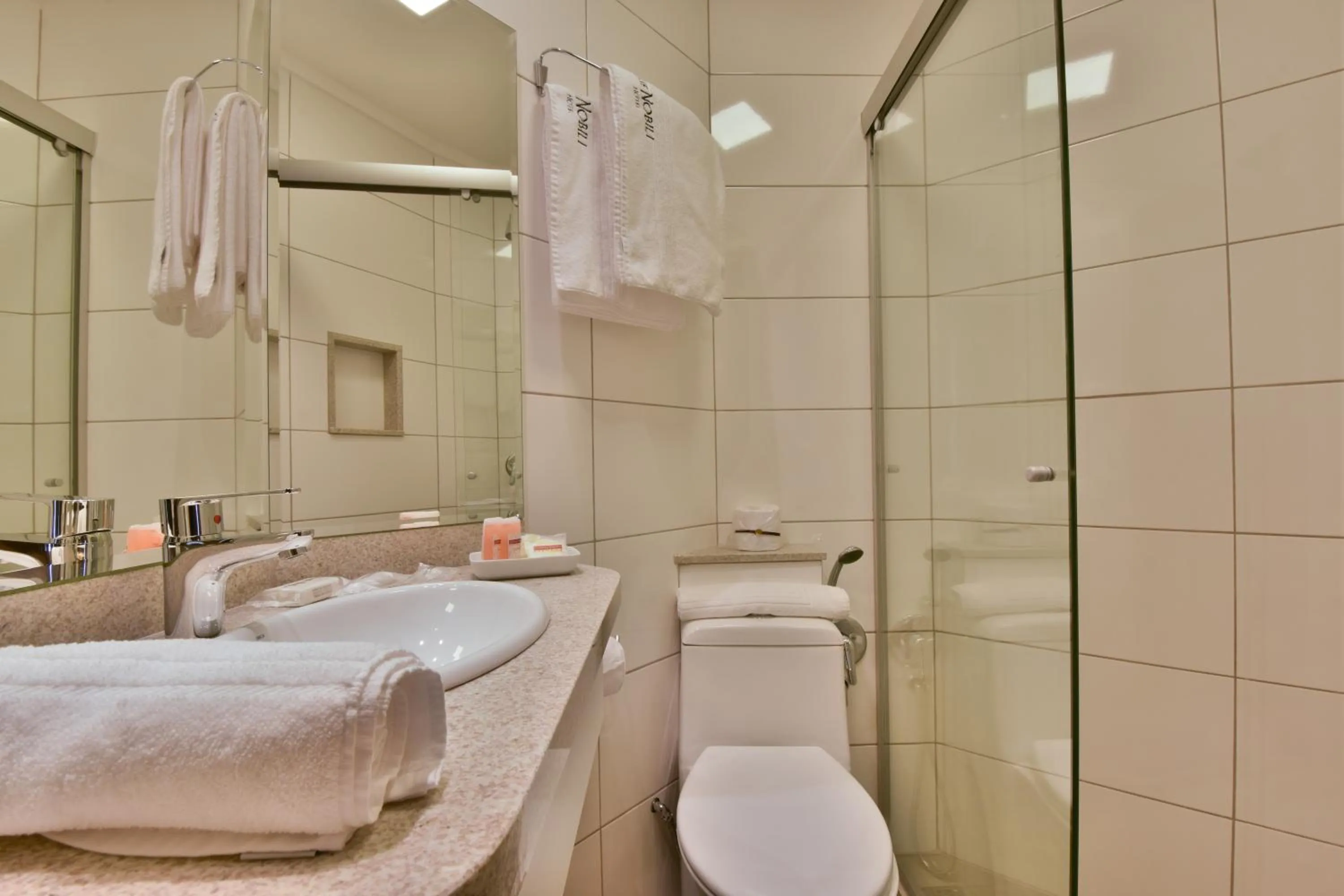 Shower in Pousada Stillo Gramado Exclusive