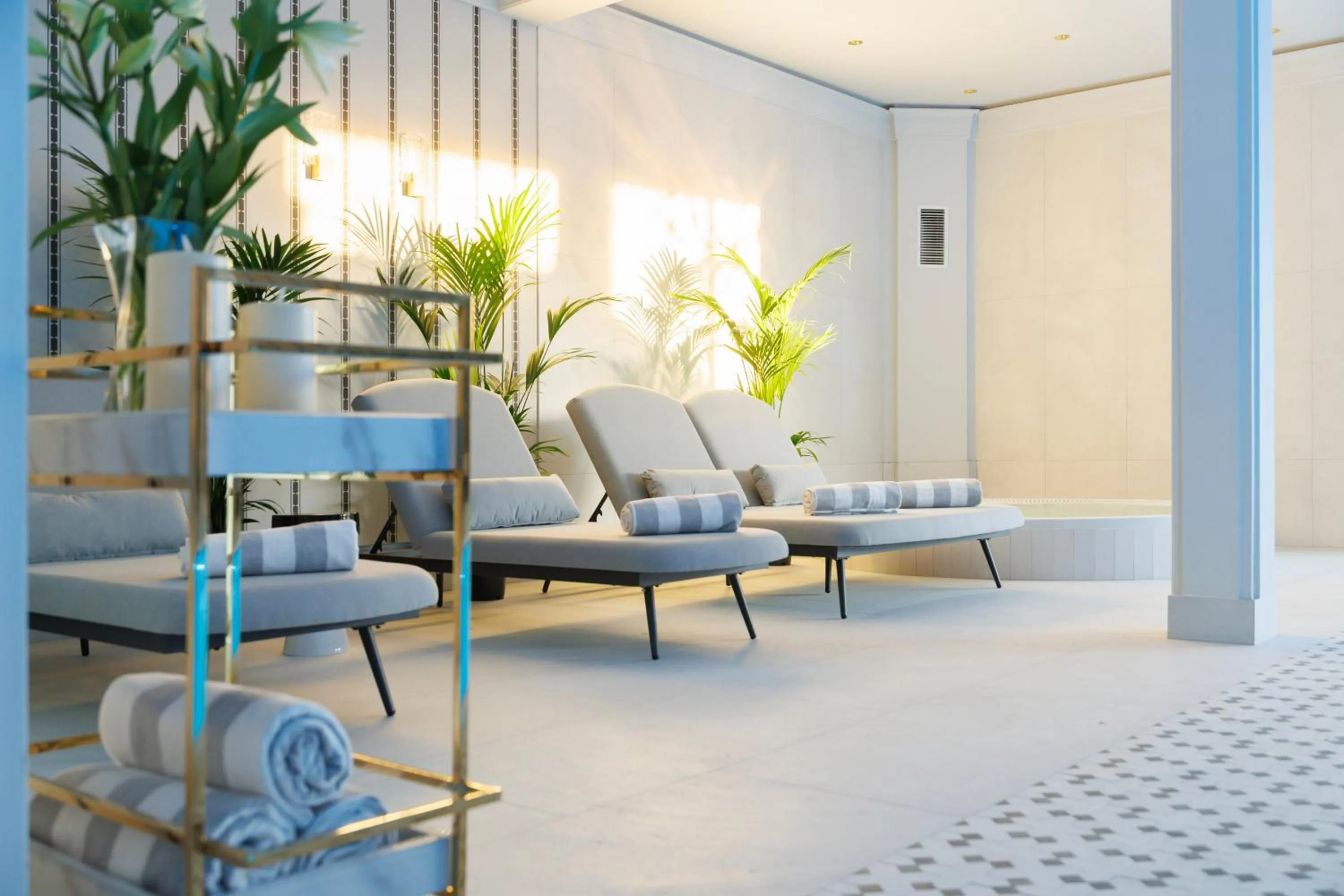 Swimming pool in Dwór Prezydencki Boutique Hotel & SPA