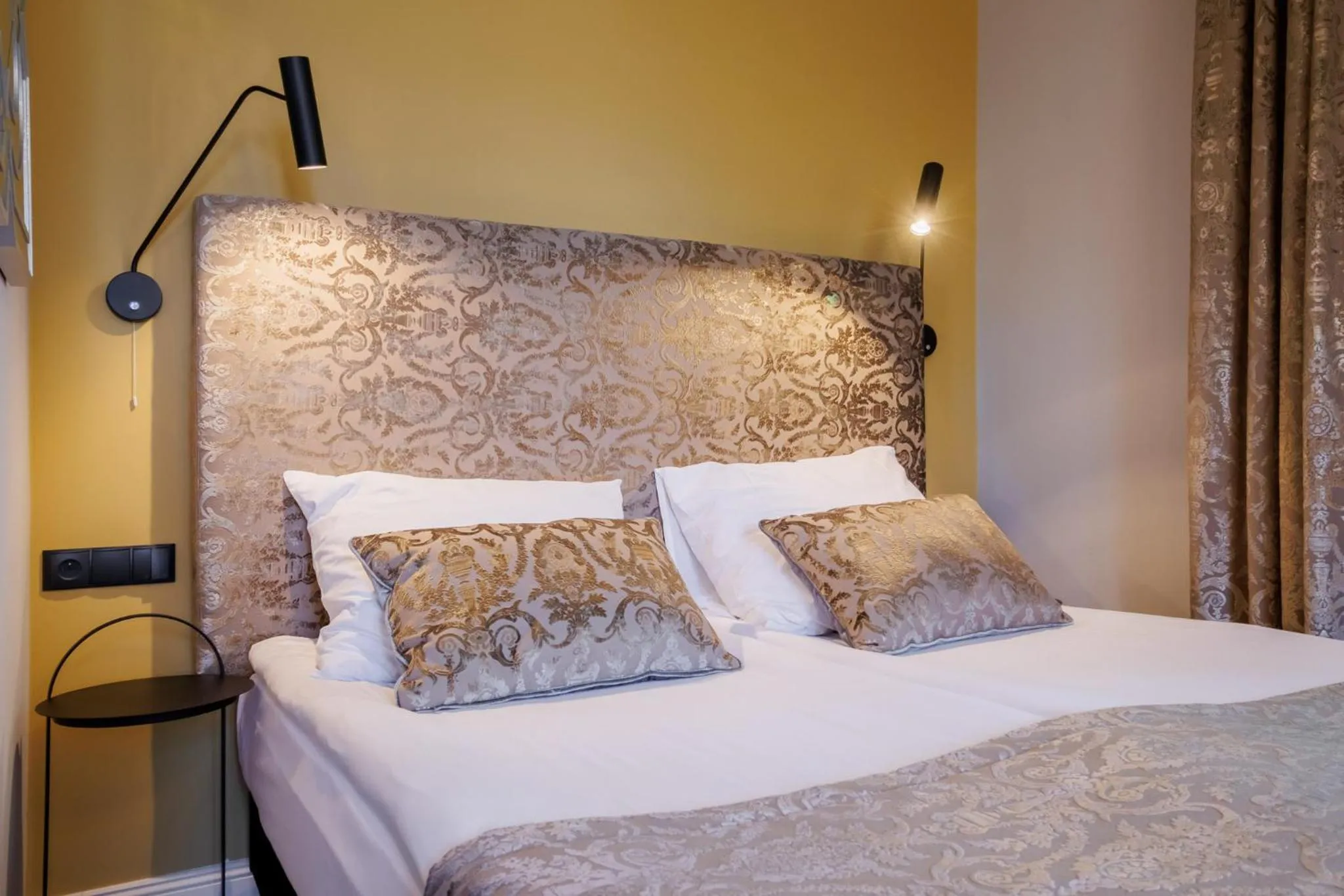 Bed in Dwór Prezydencki Boutique Hotel & SPA