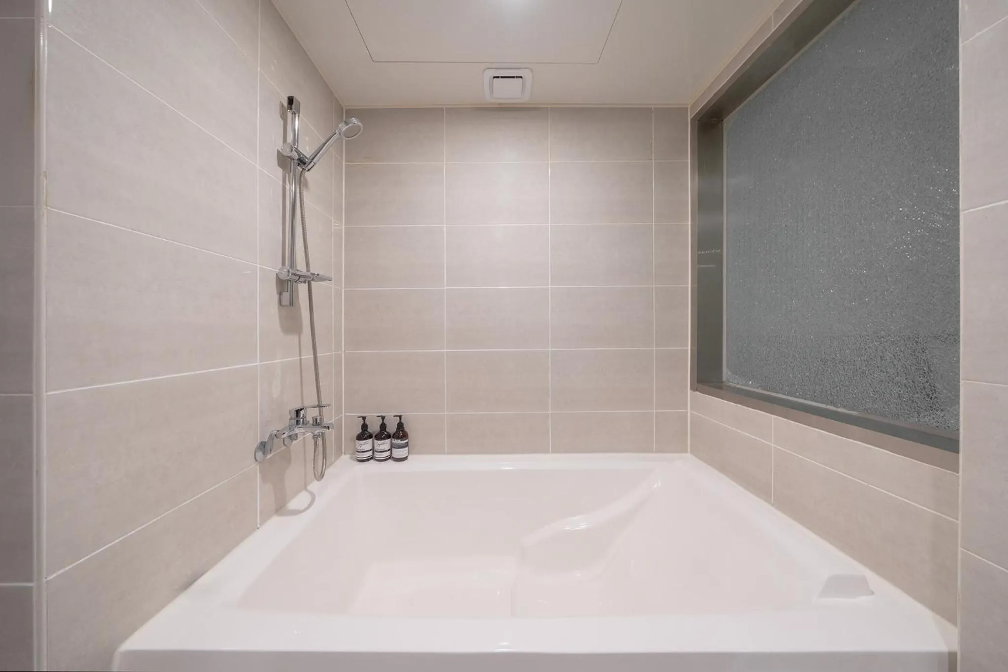 Dongdaemun Signature Tourist Hotel