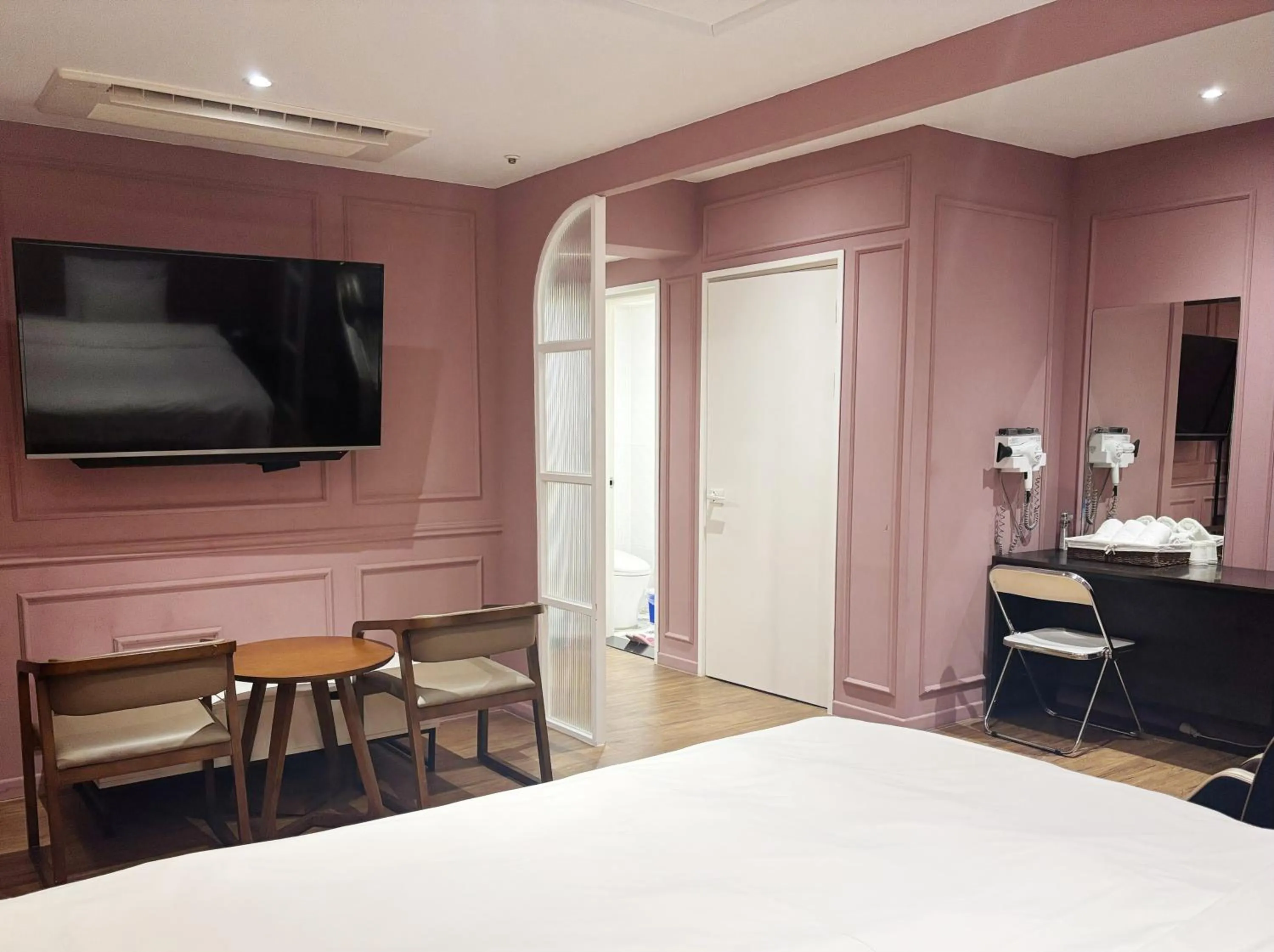 Bed in Dongdaemun Signature Tourist Hotel