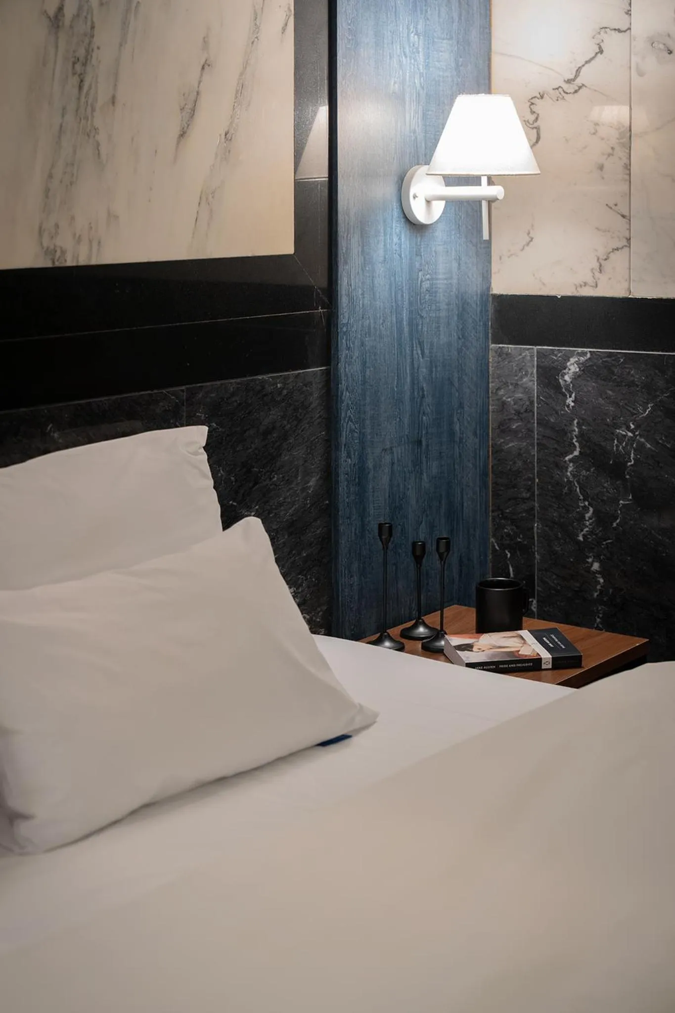 Bed in Dongdaemun Signature Tourist Hotel