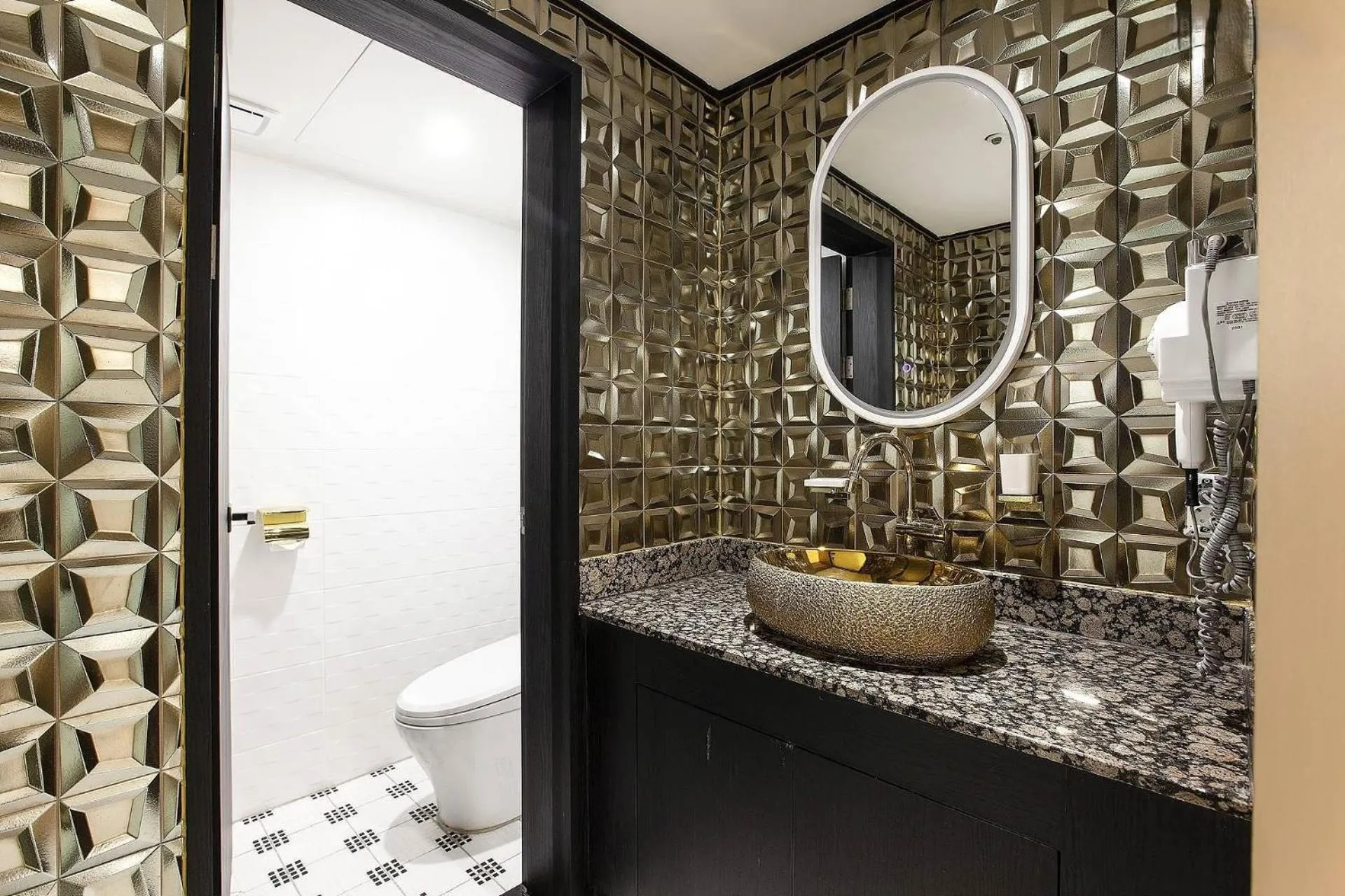 Dongdaemun Signature Tourist Hotel