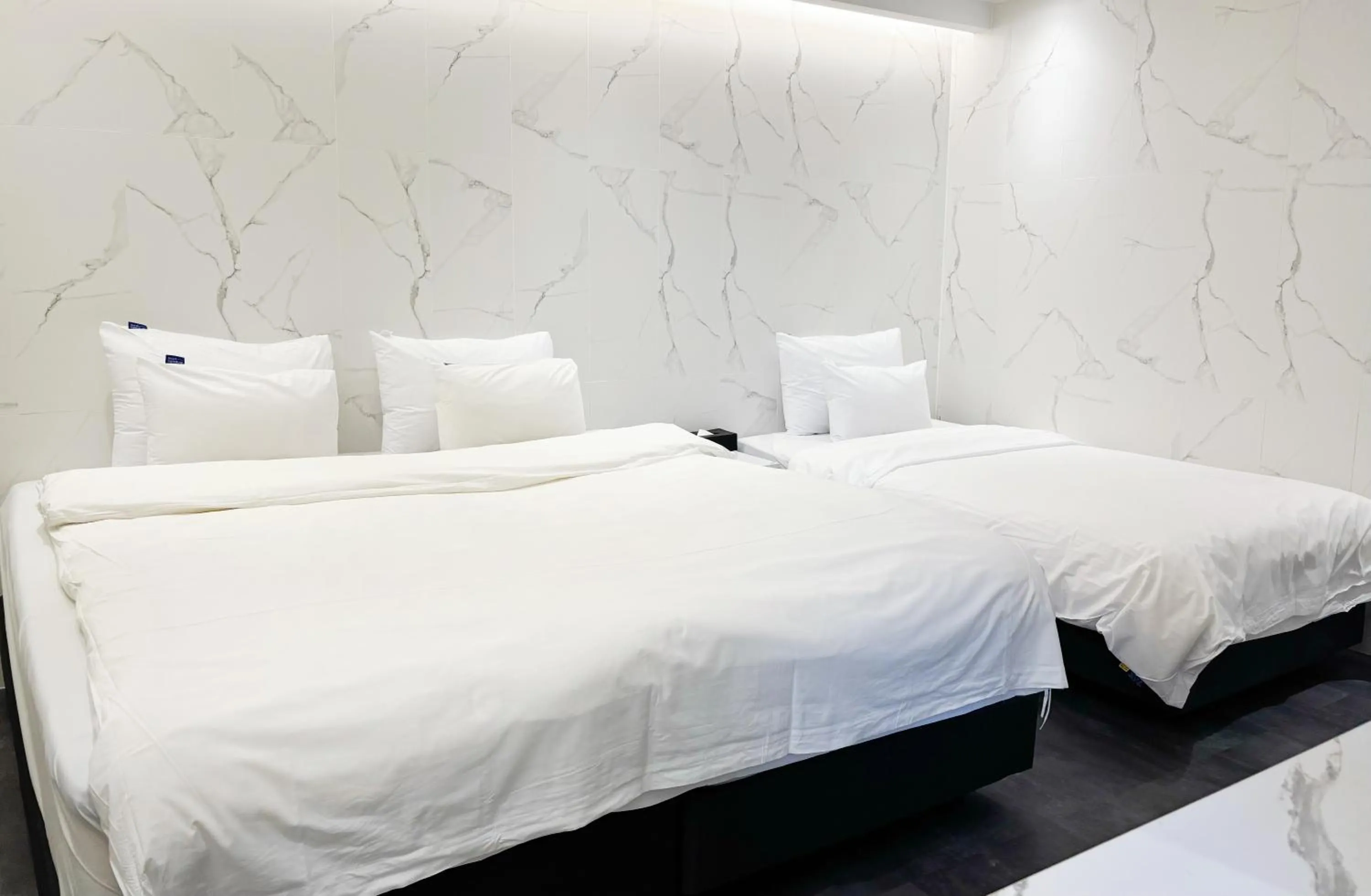 Bed in Dongdaemun Signature Tourist Hotel