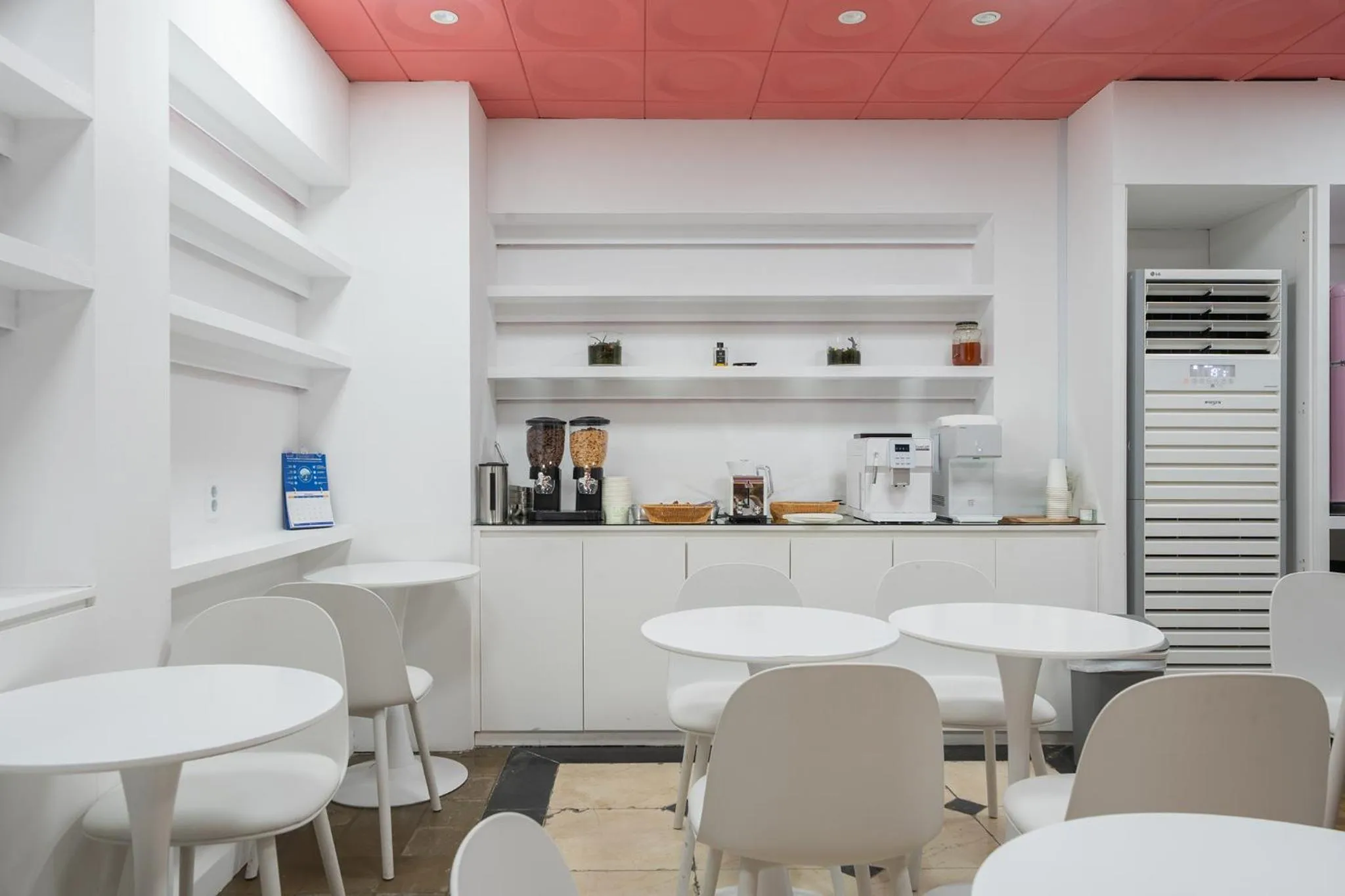 Dongdaemun Signature Tourist Hotel