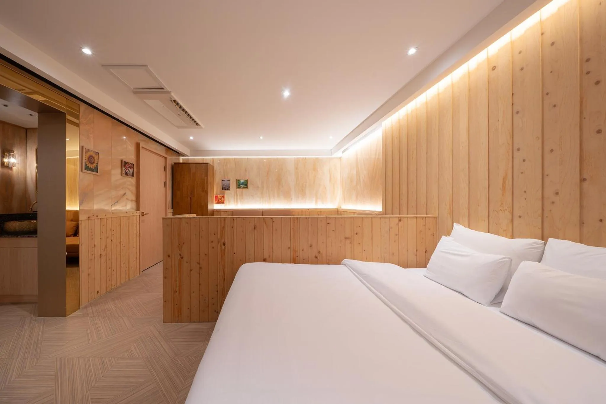 Bed in Dongdaemun Signature Tourist Hotel