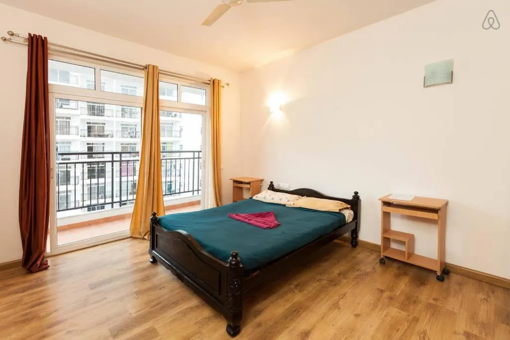 Bedroom, Bed in Park INN Hospitality Apartment