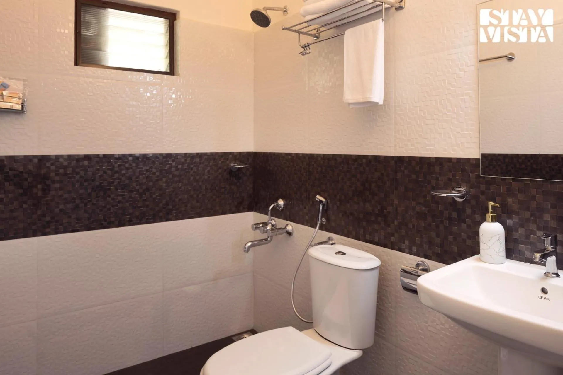 Bathroom in StayVista at Vale Echoes - Breakfast Included