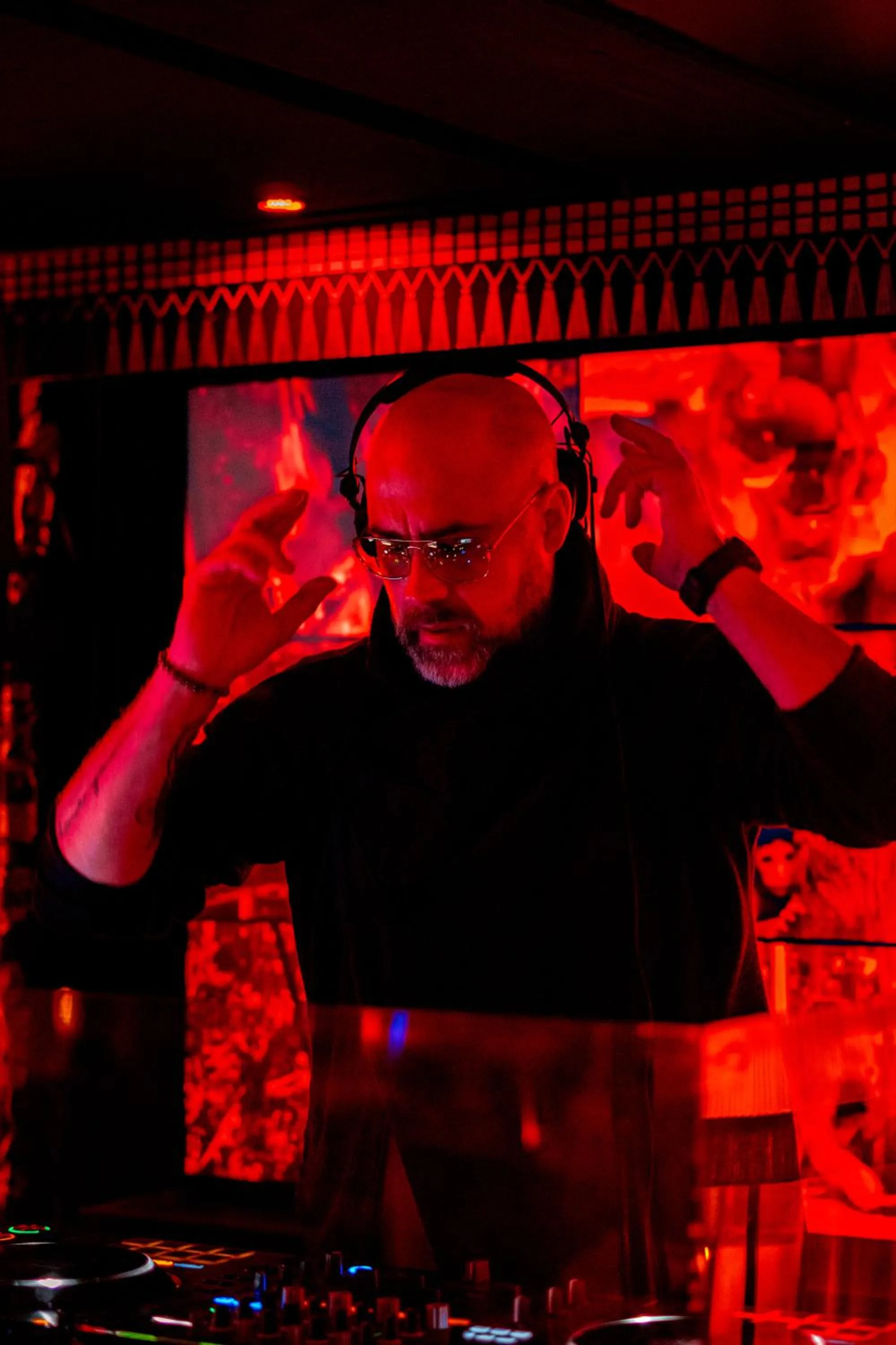 Evening entertainment in La Suite Hotel Agadir Adults Only