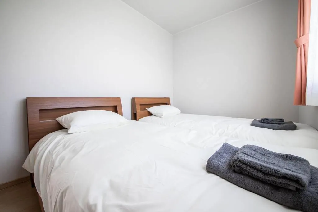 Bed in LAVISH