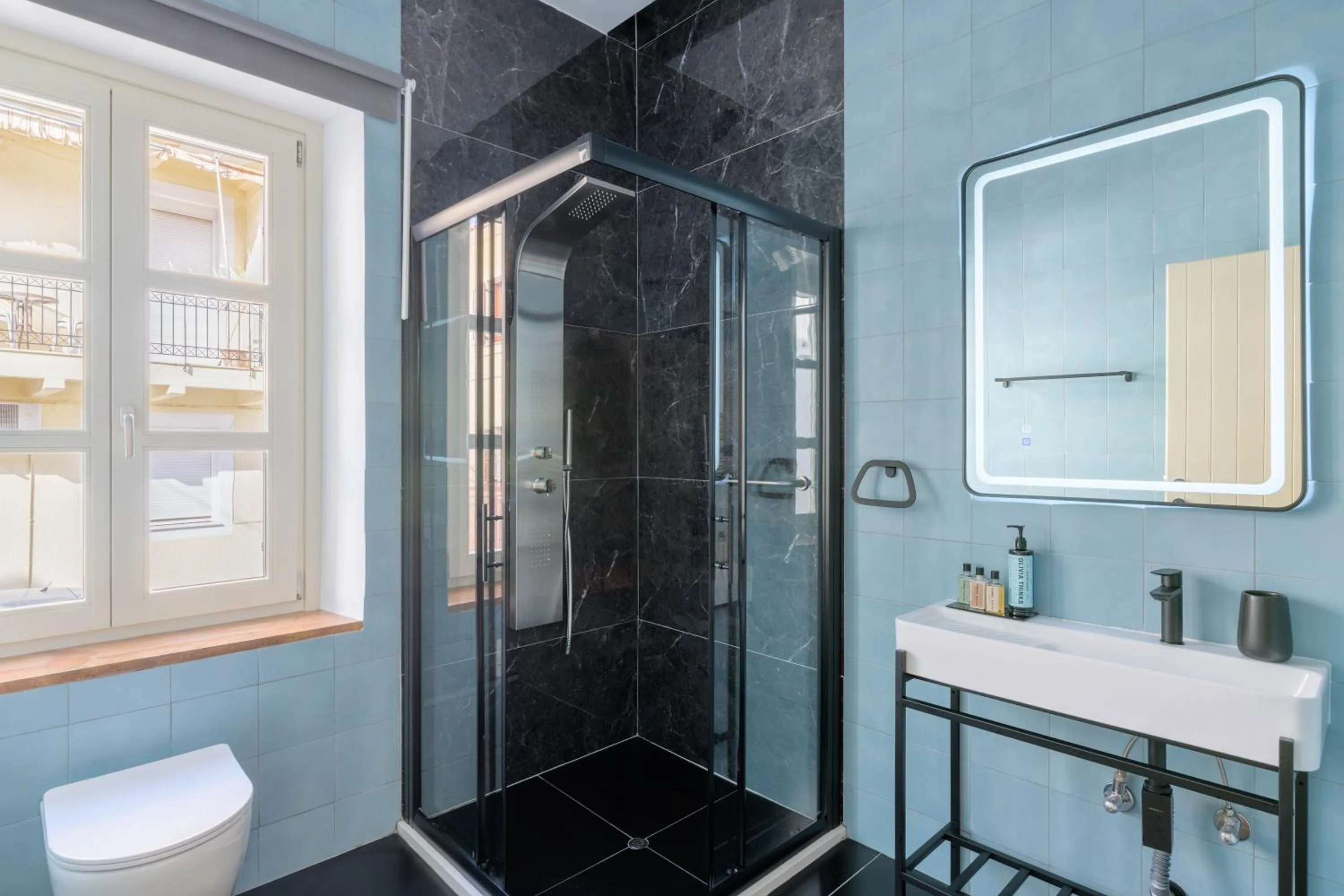 Shower in Giustiniani Apartments