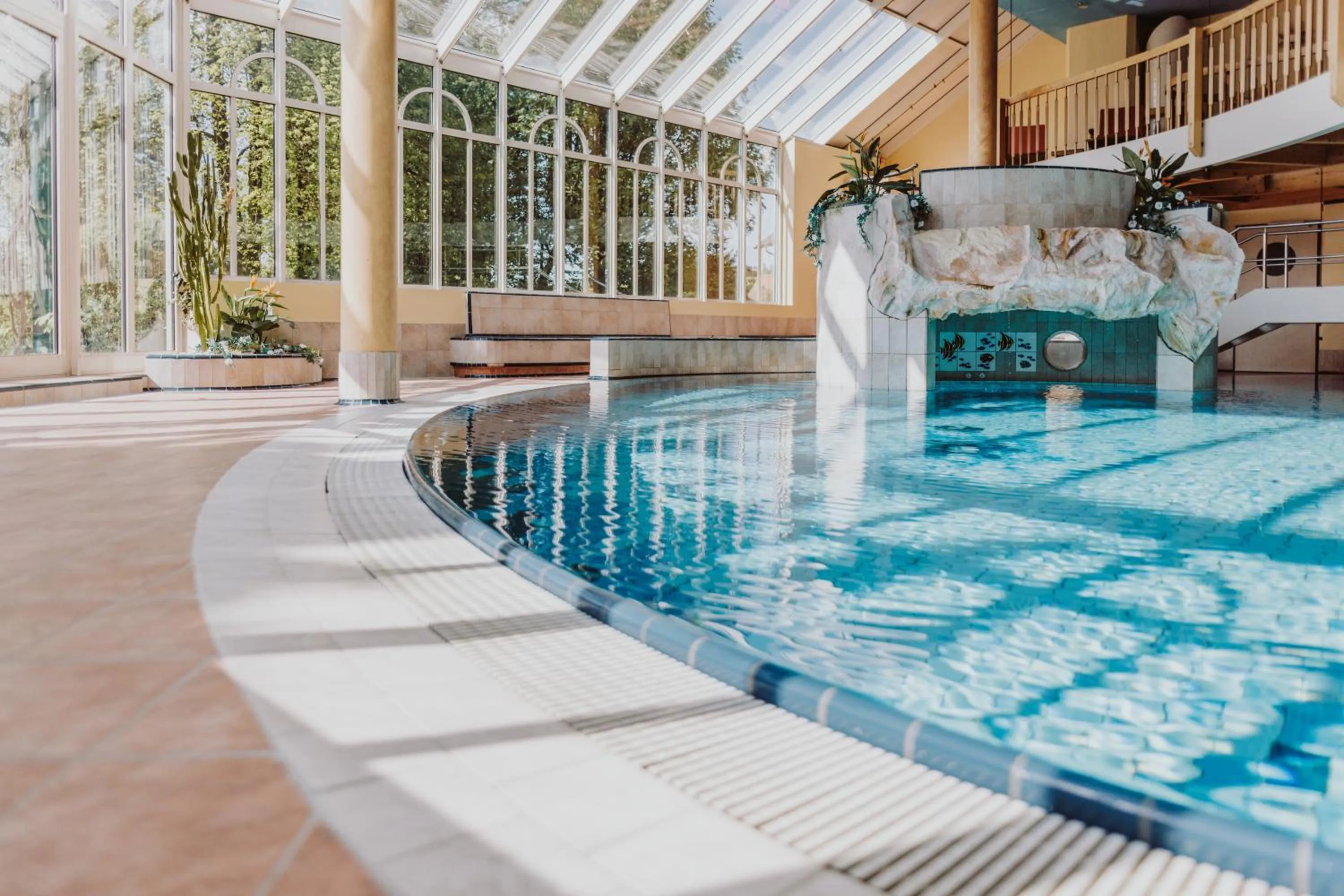Swimming pool in Landhotel Gschirnwirt